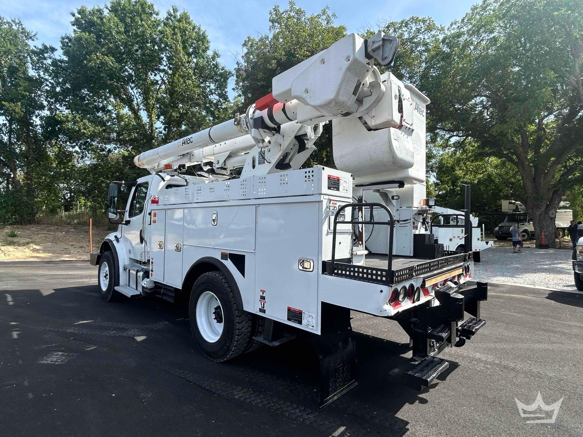 2019 Freightliner M2 106