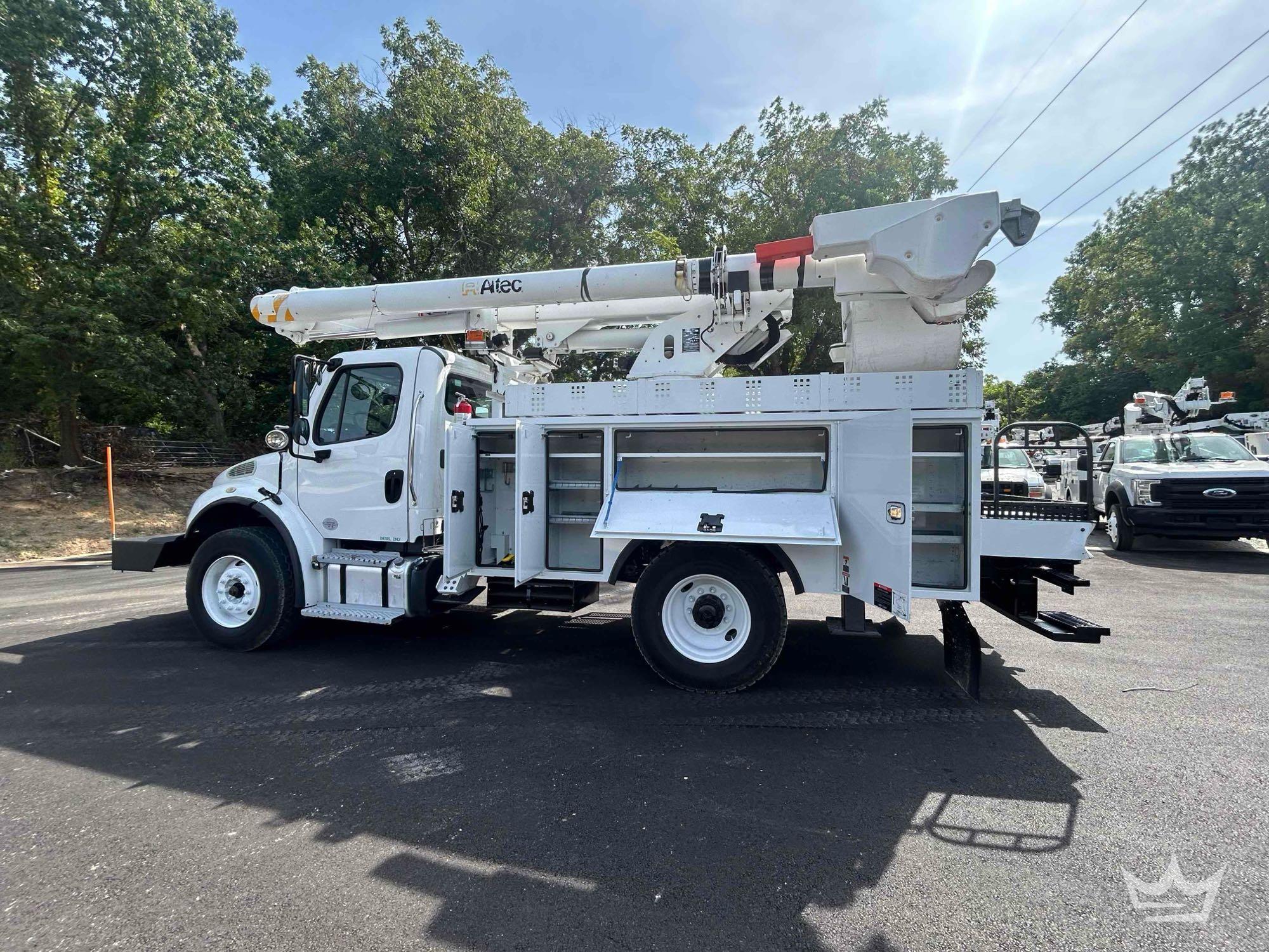 2019 Freightliner M2 106