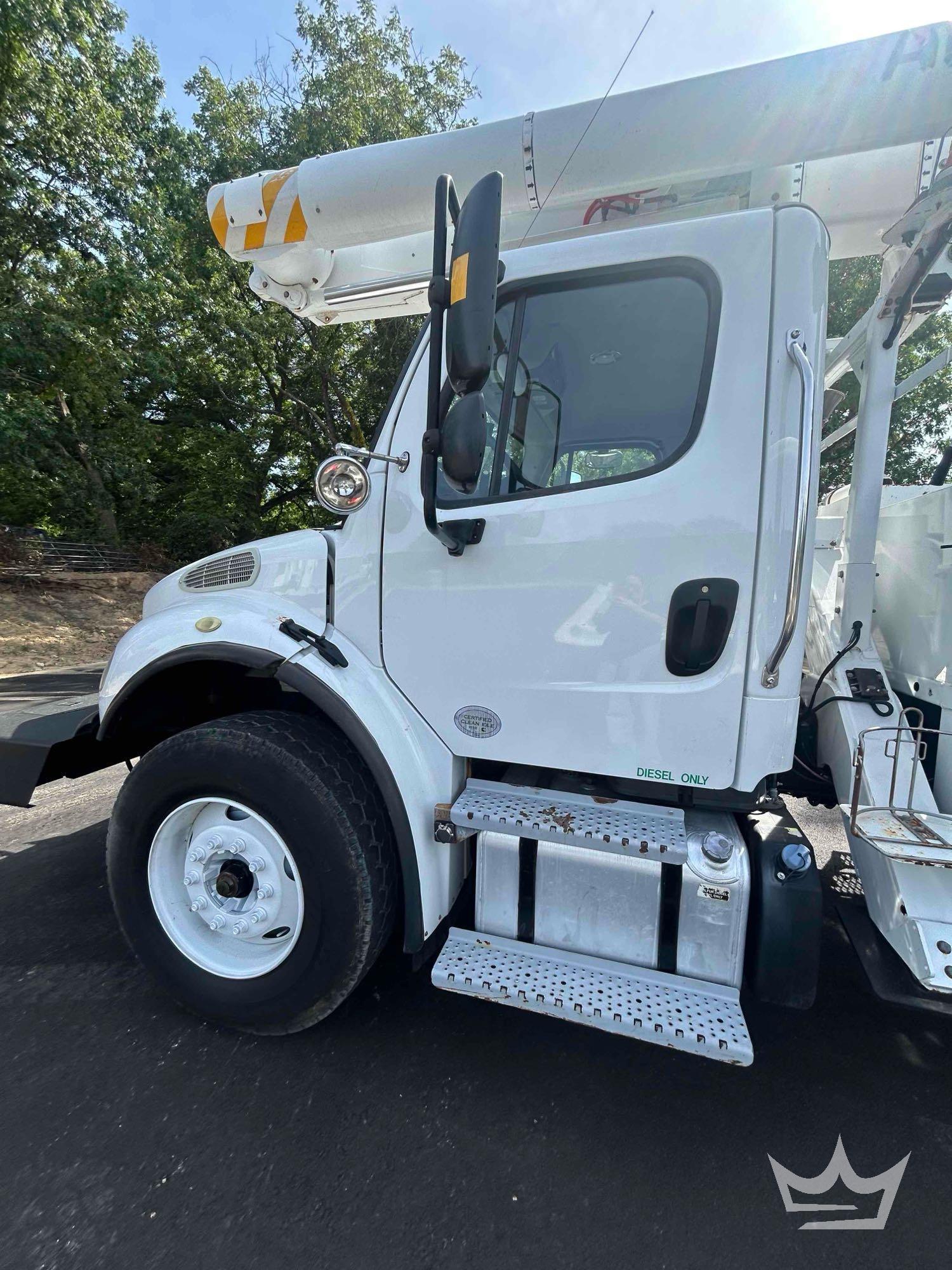 2019 Freightliner M2 106