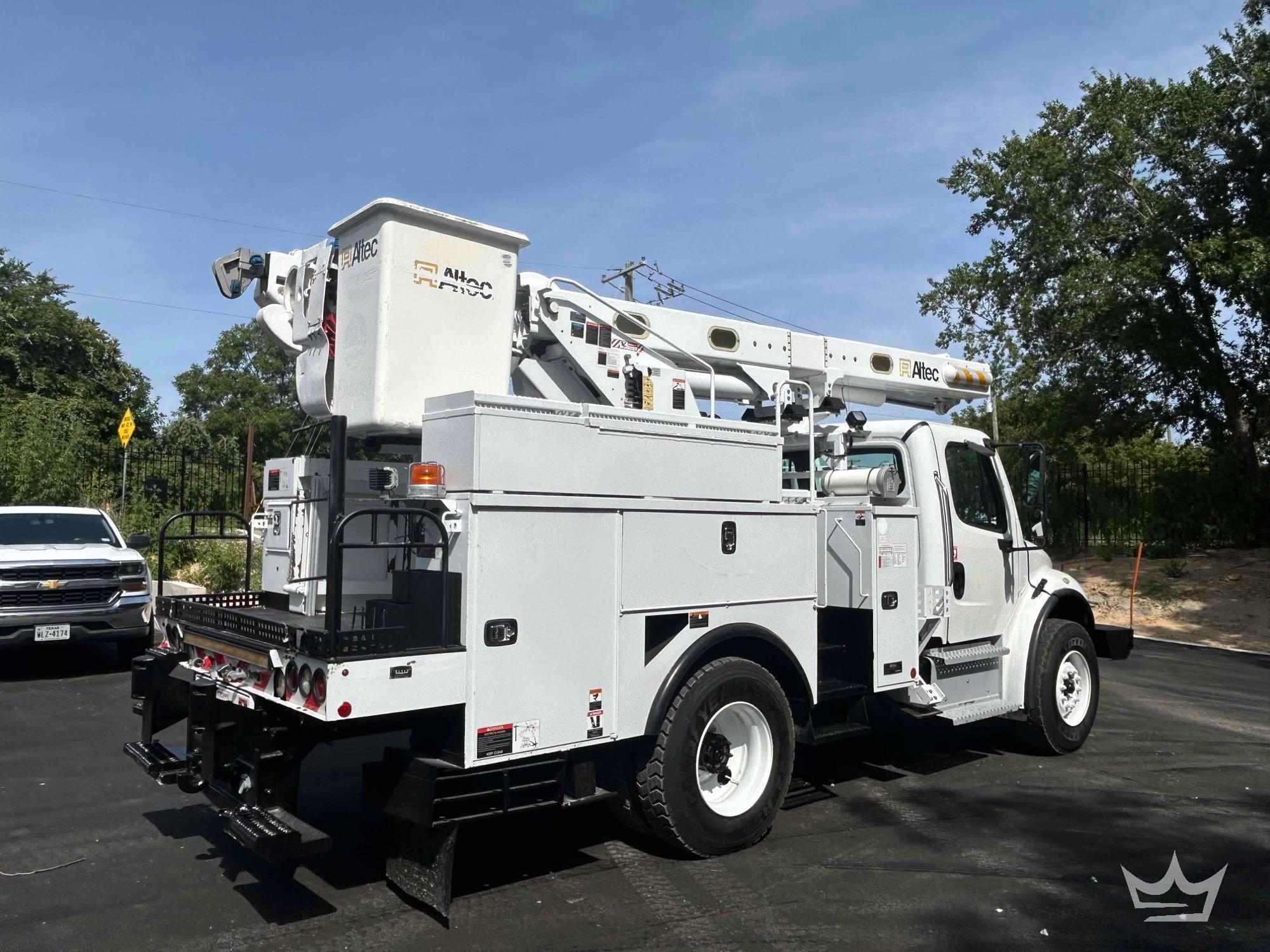 2019 Freightliner M2 106