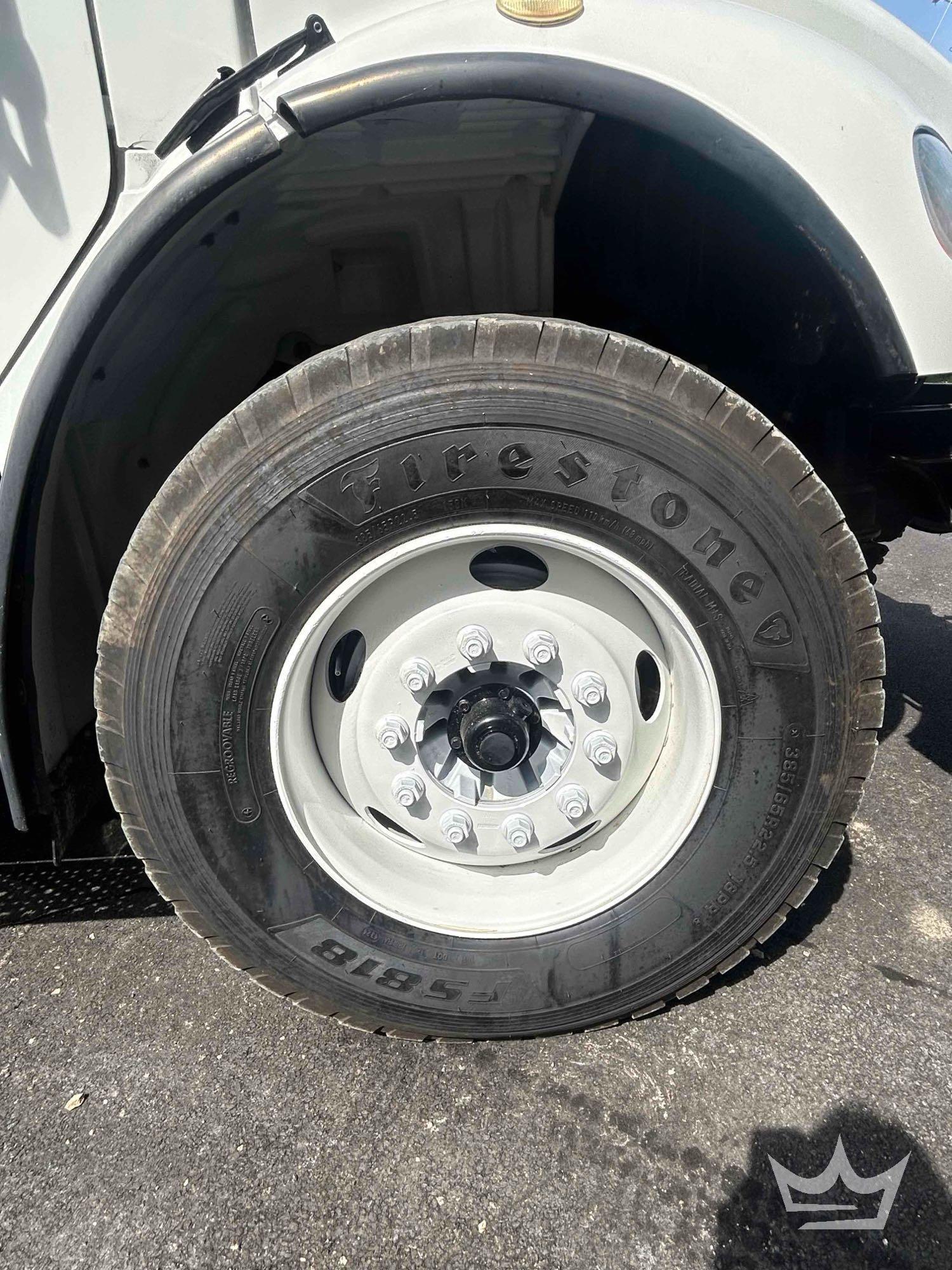 2019 Freightliner M2 106