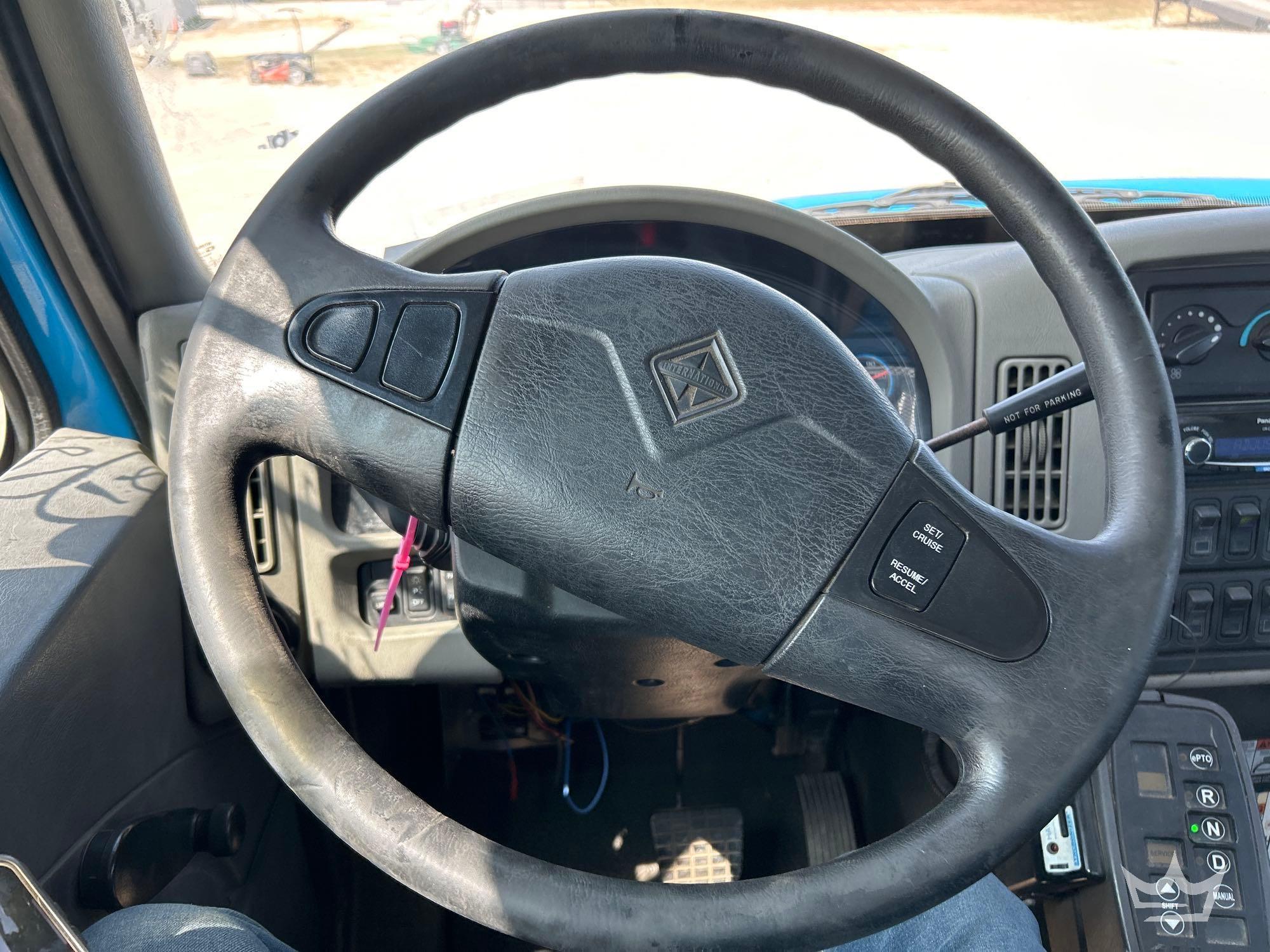 2011 International DuraStar 4300