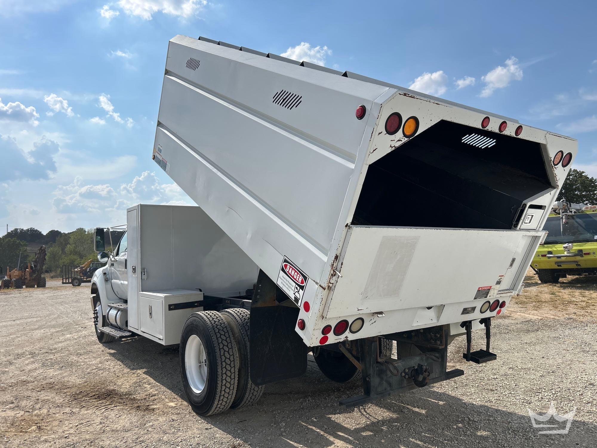 2015 Ford F750