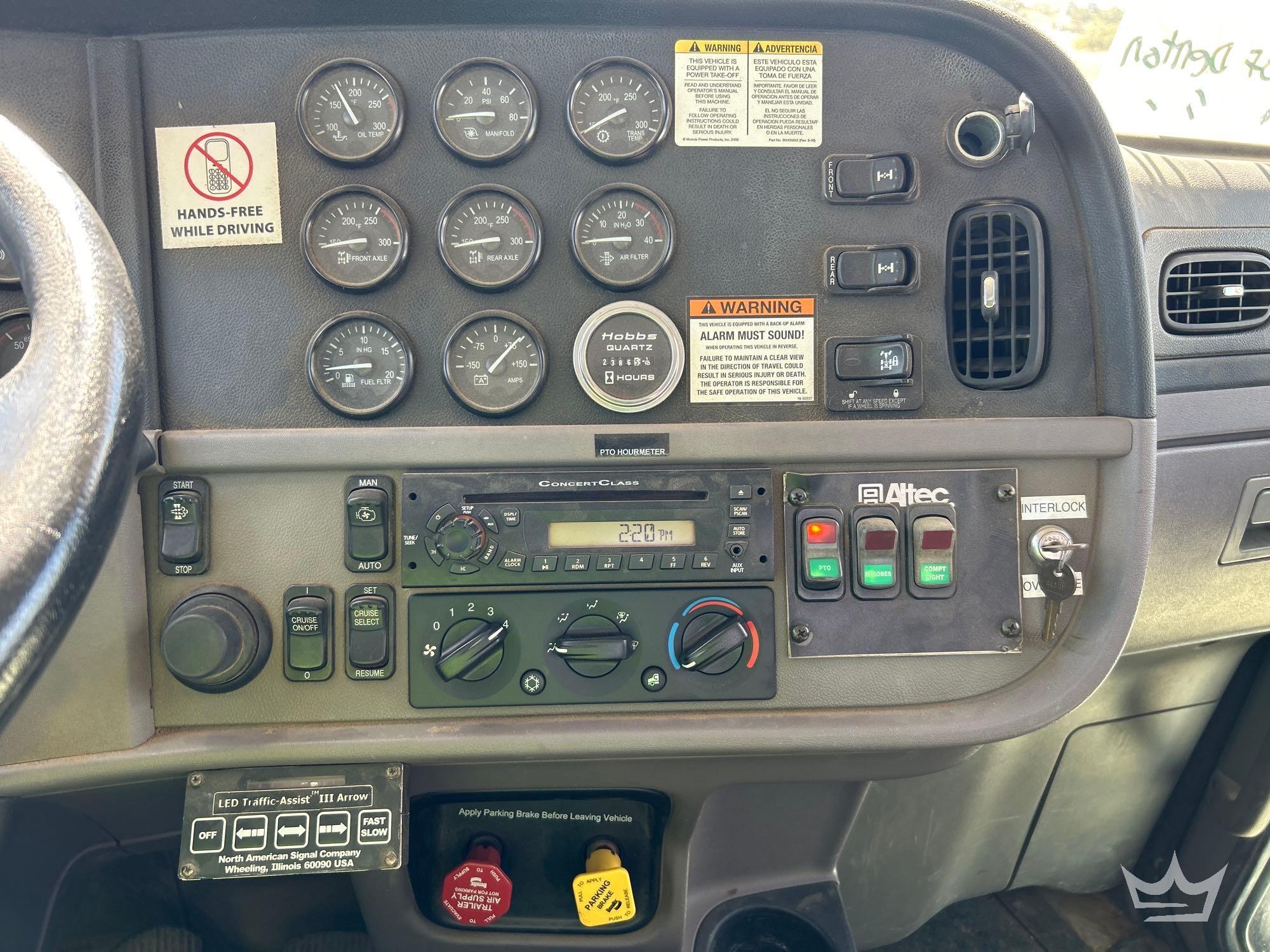 2010 Peterbilt D3050TR