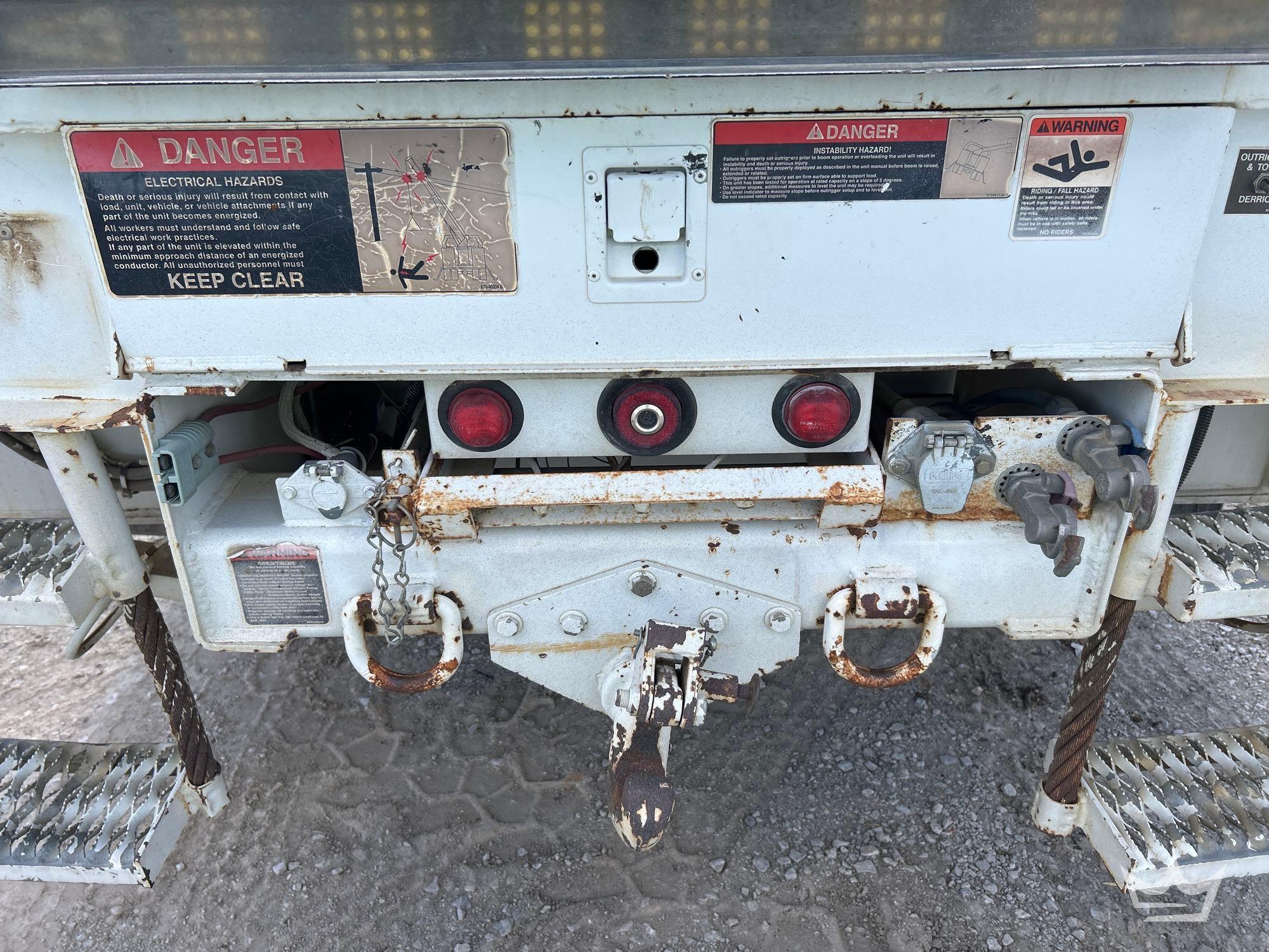2010 Peterbilt D3050TR