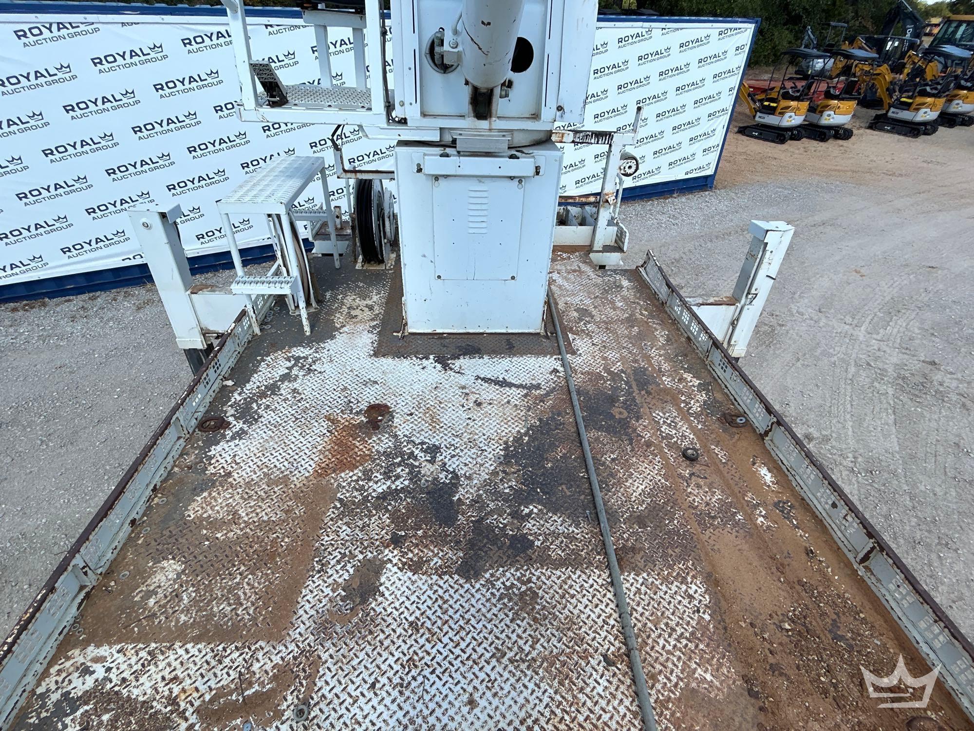 2010 Peterbilt D3050TR