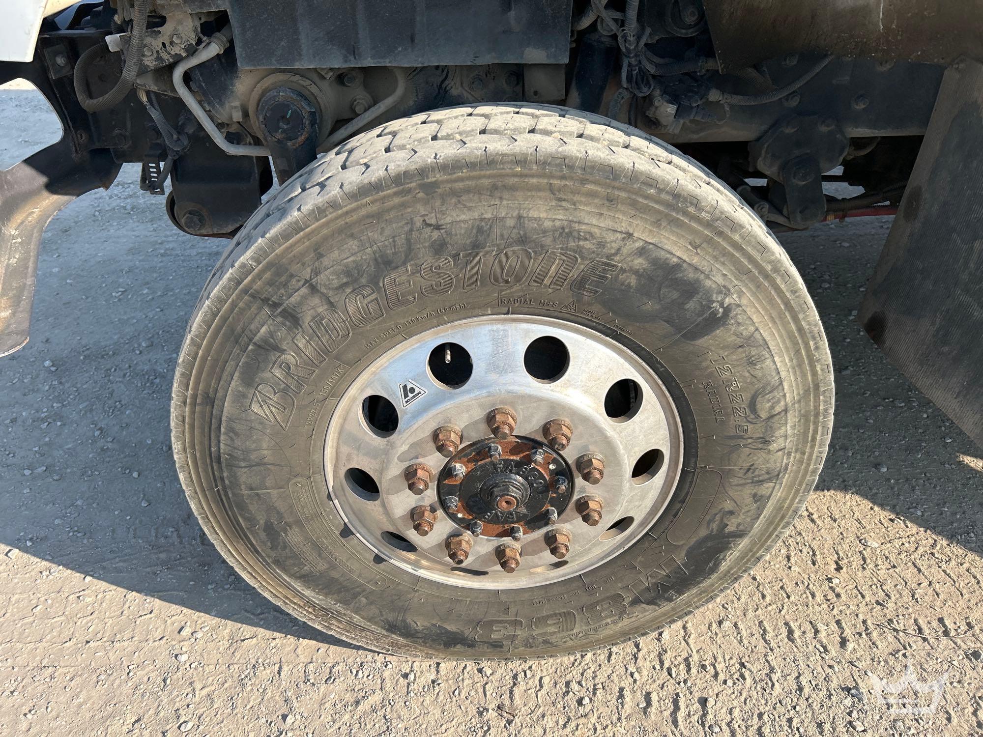 2019 International 7400