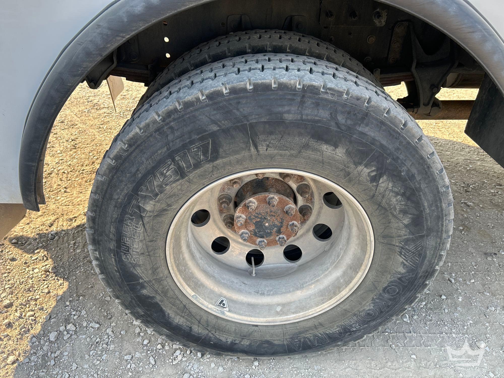 2019 International 7400