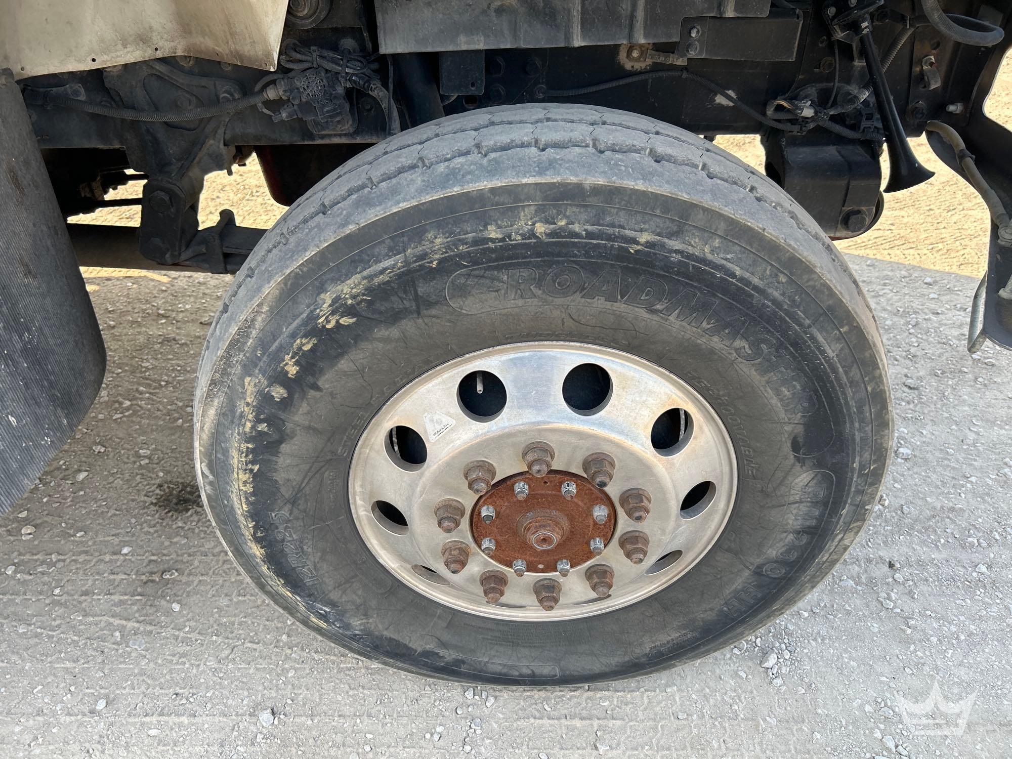 2019 International 7400