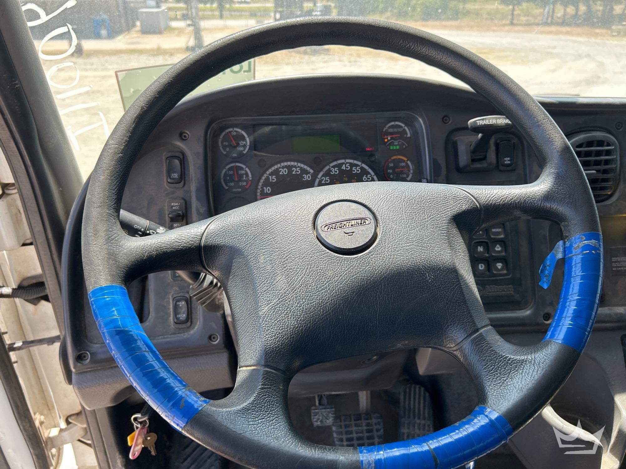 2020 Freightliner M2 106