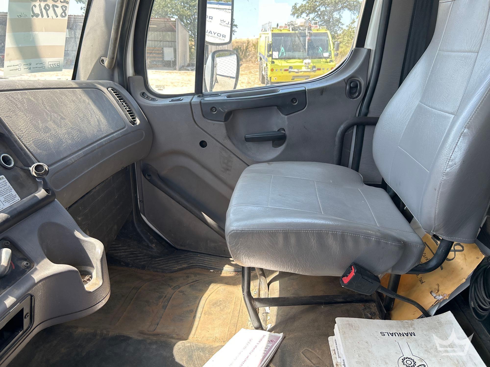 2020 Freightliner M2 106