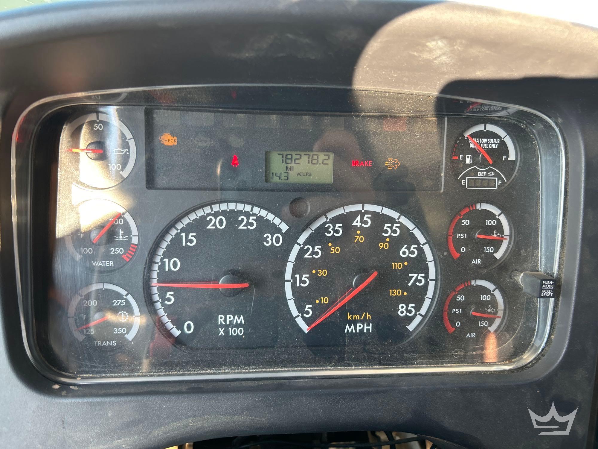 2014 Freightliner M2 106