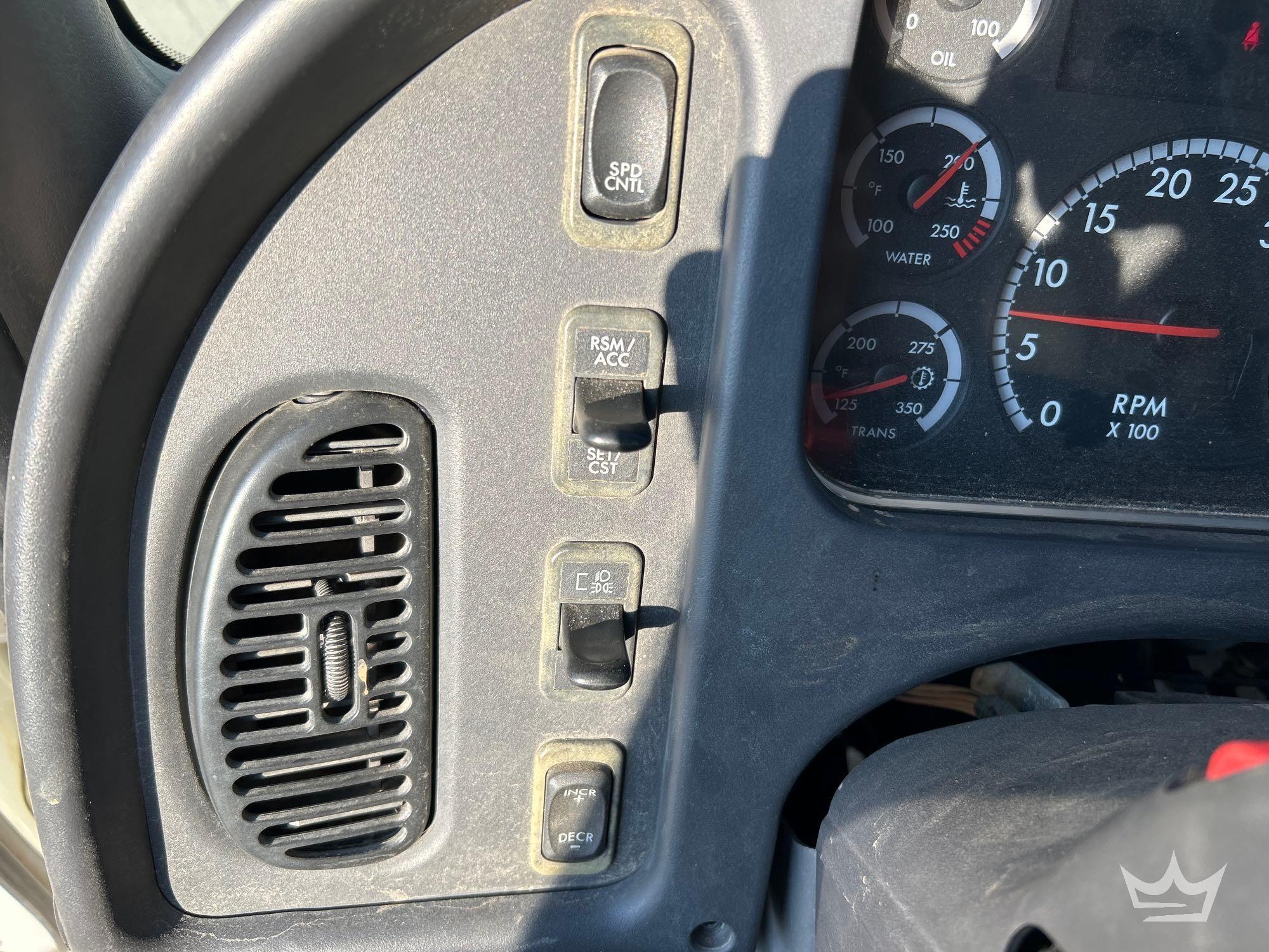 2014 Freightliner M2 106