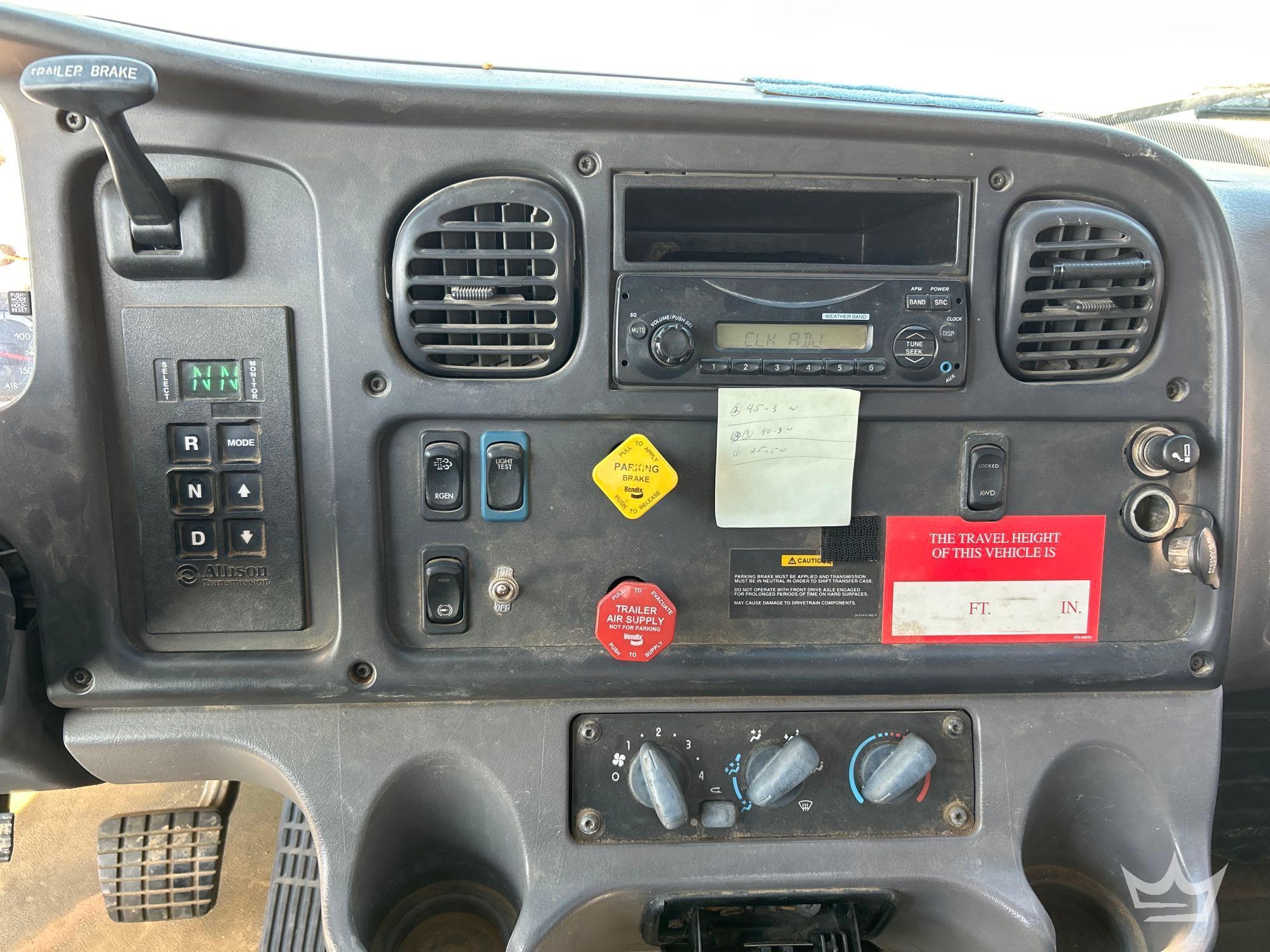 2014 Freightliner M2 106
