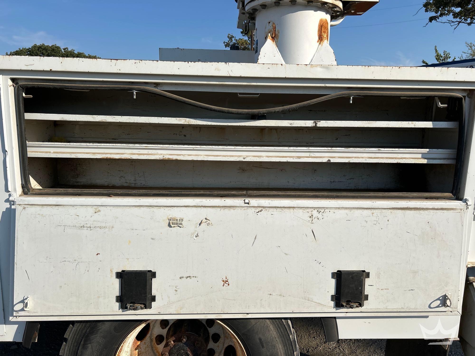 2014 Freightliner M2 106