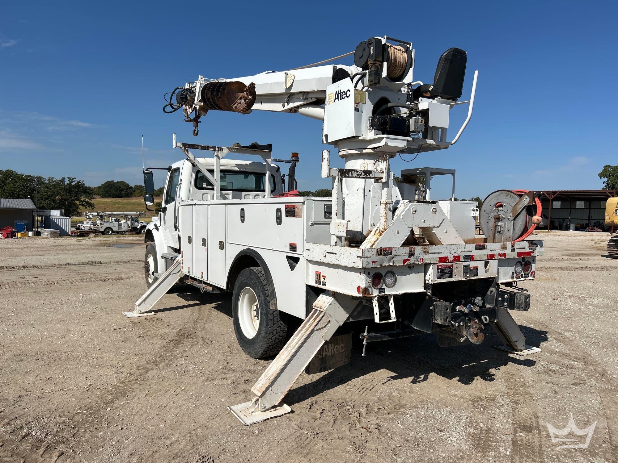 2019 Freightliner M2 106