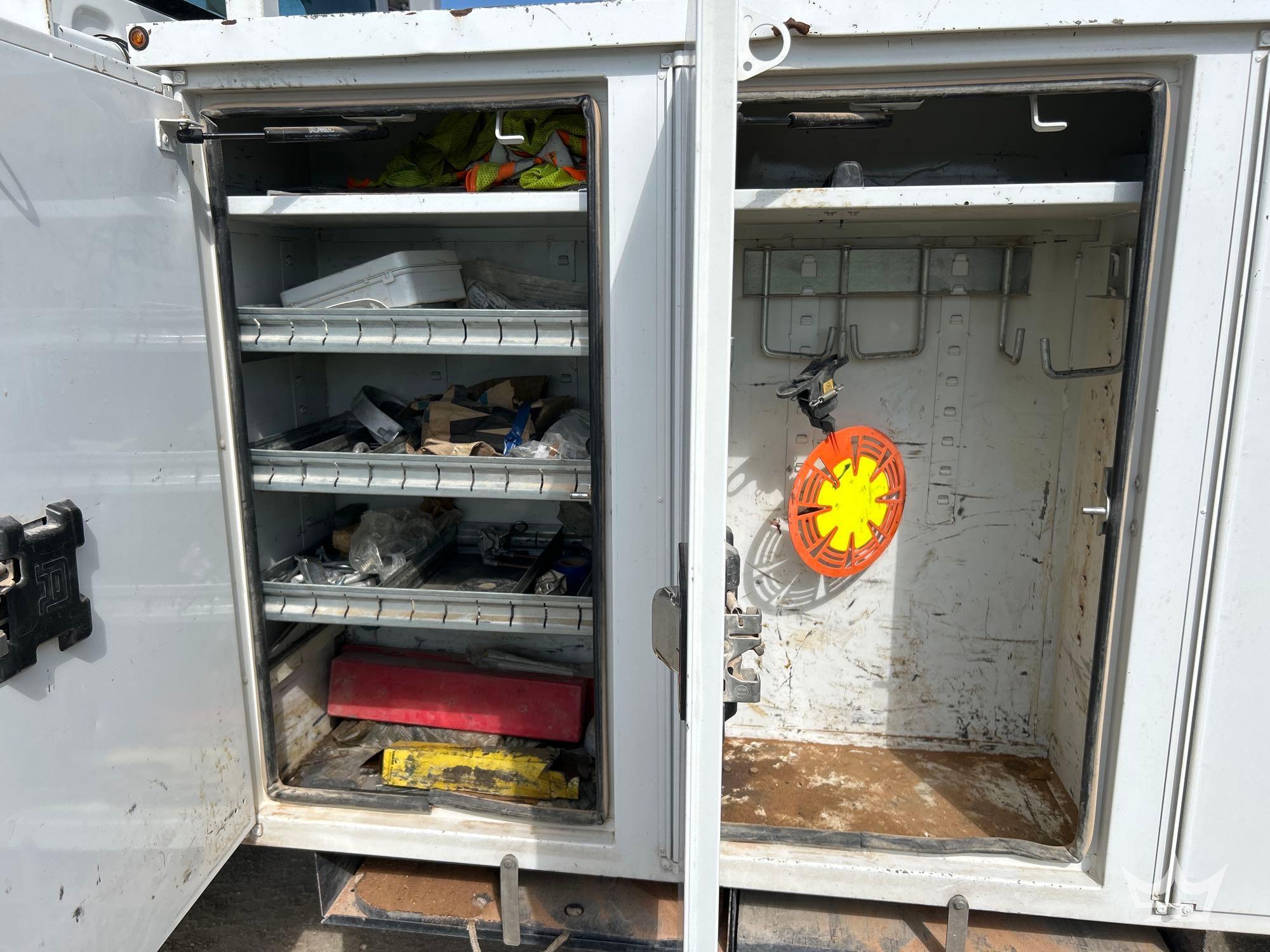 2019 Freightliner M2 106