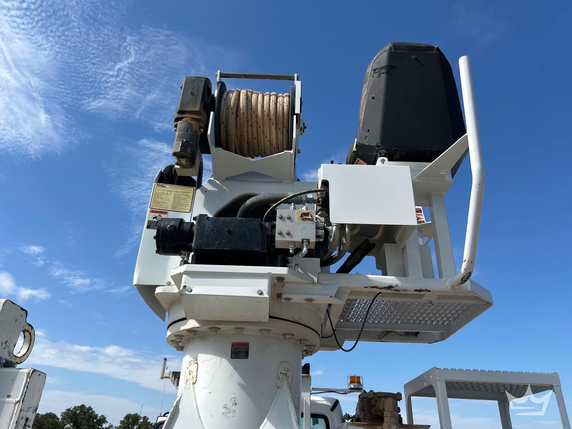2019 Freightliner M2 106