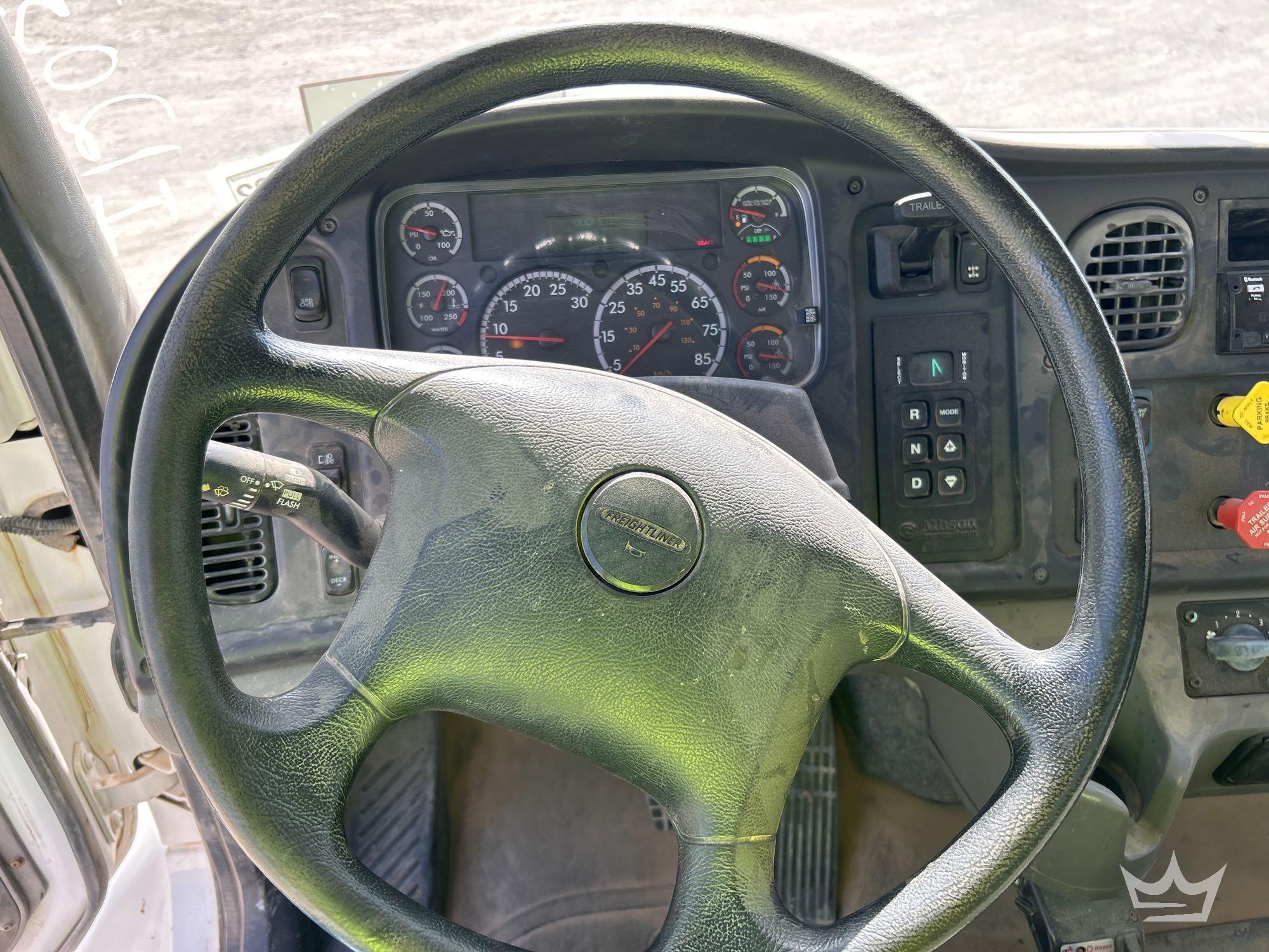 2019 Freightliner M2 106