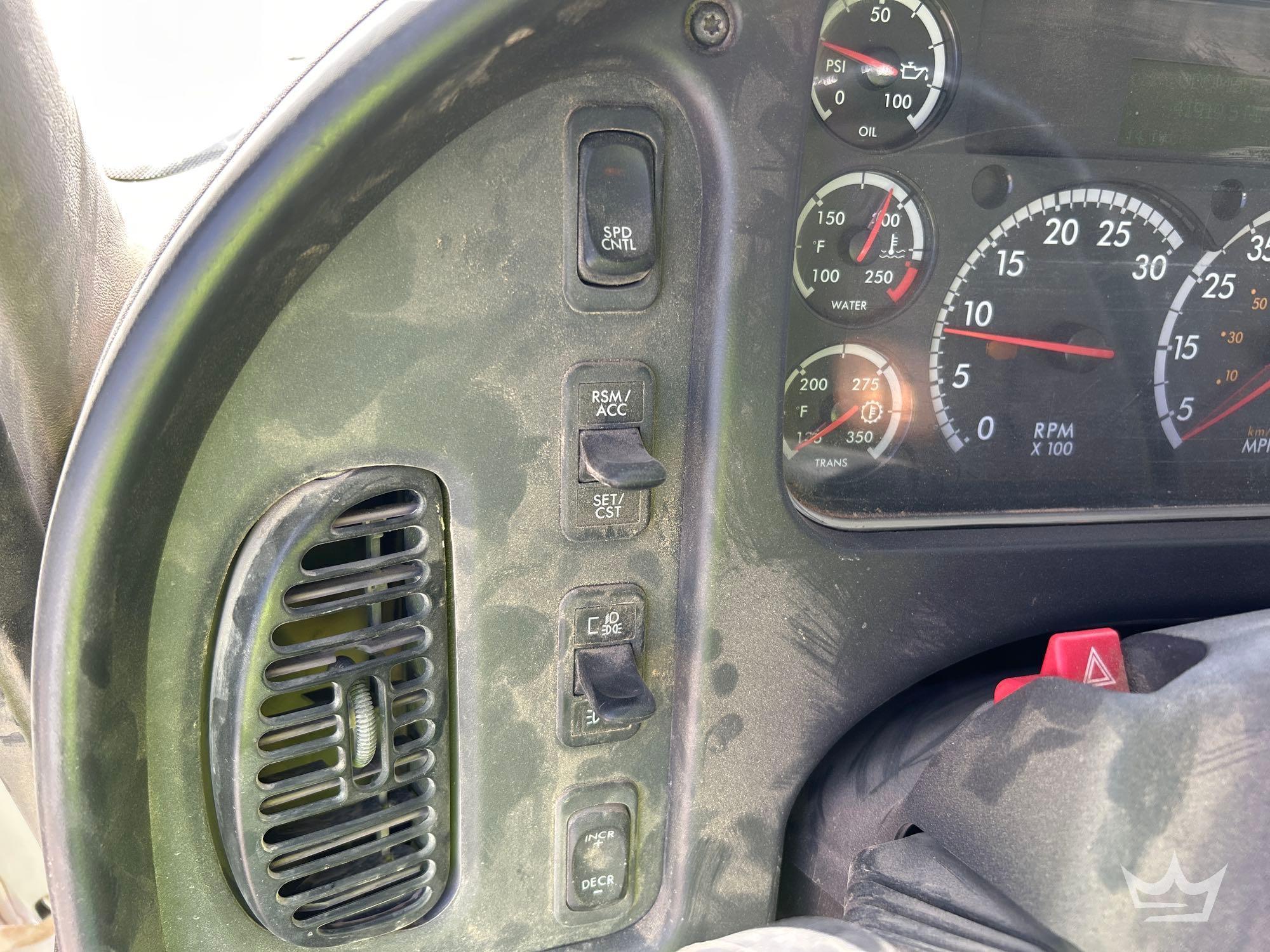 2019 Freightliner M2 106