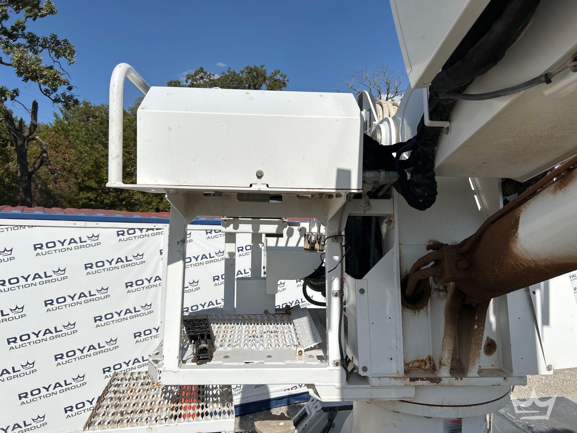 2019 Freightliner M2 106