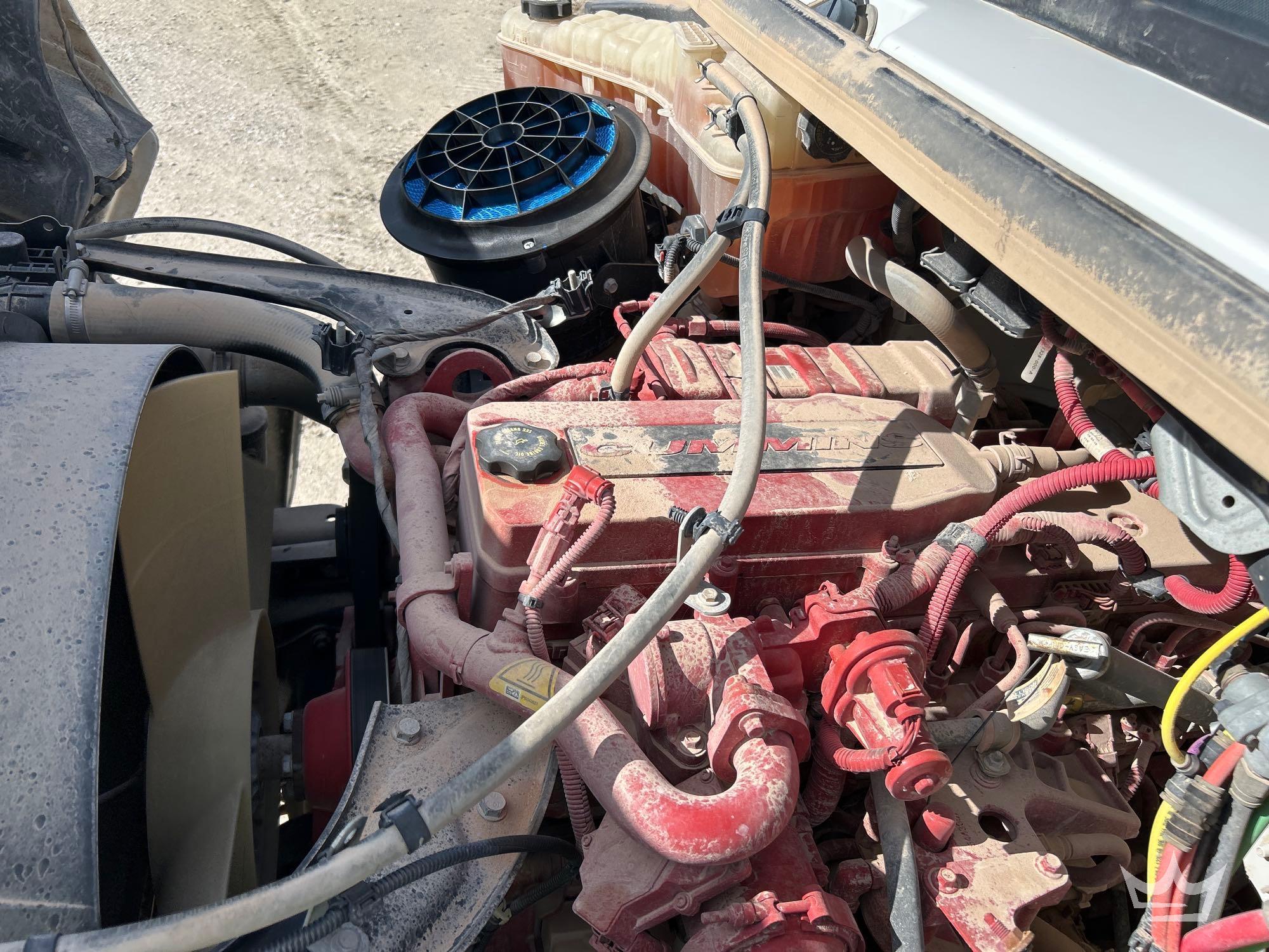 2019 Freightliner M2 106