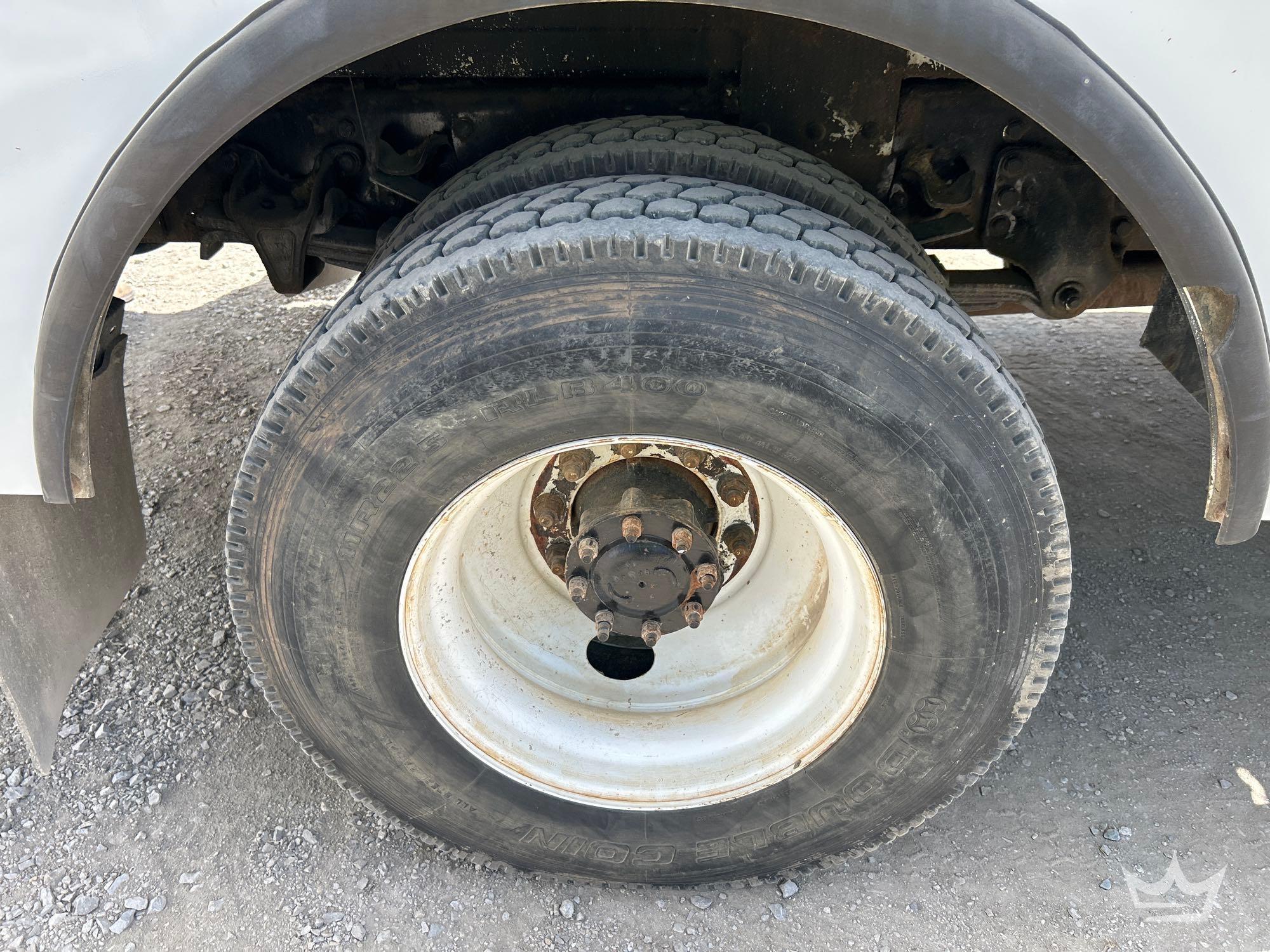 2019 Freightliner M2 106