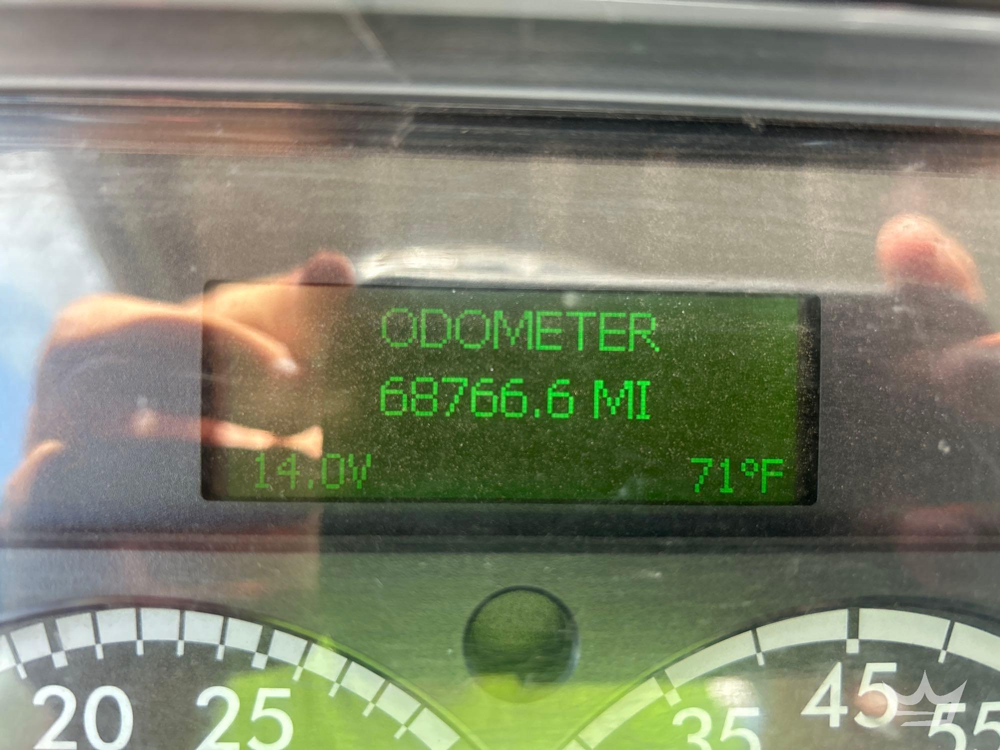 2019 Freightliner M2 106
