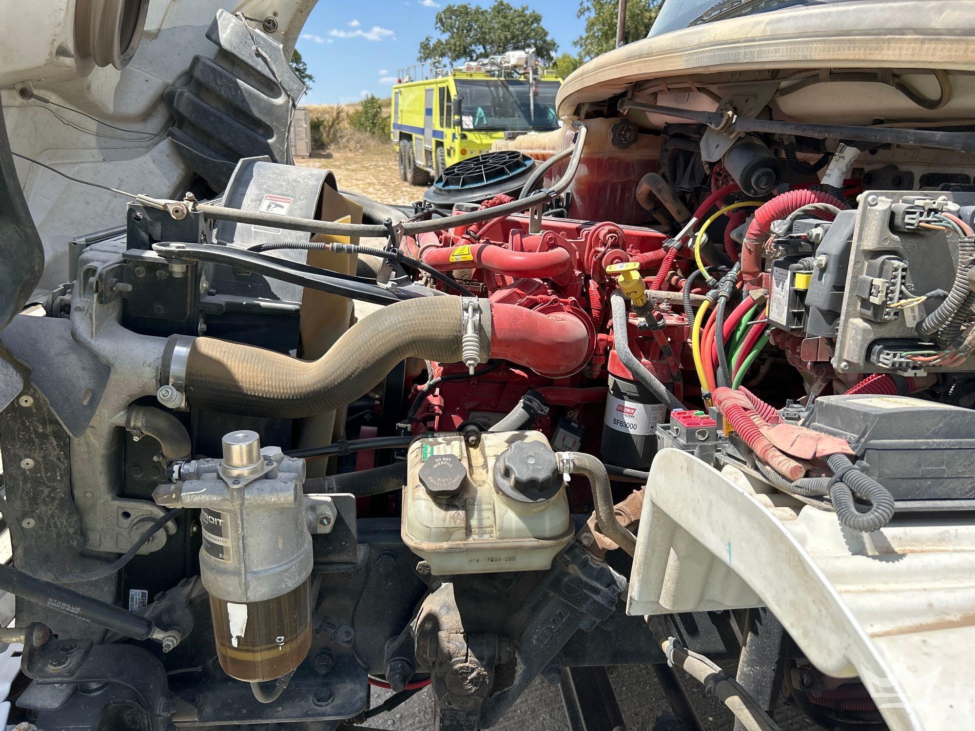 2019 Freightliner M2 106