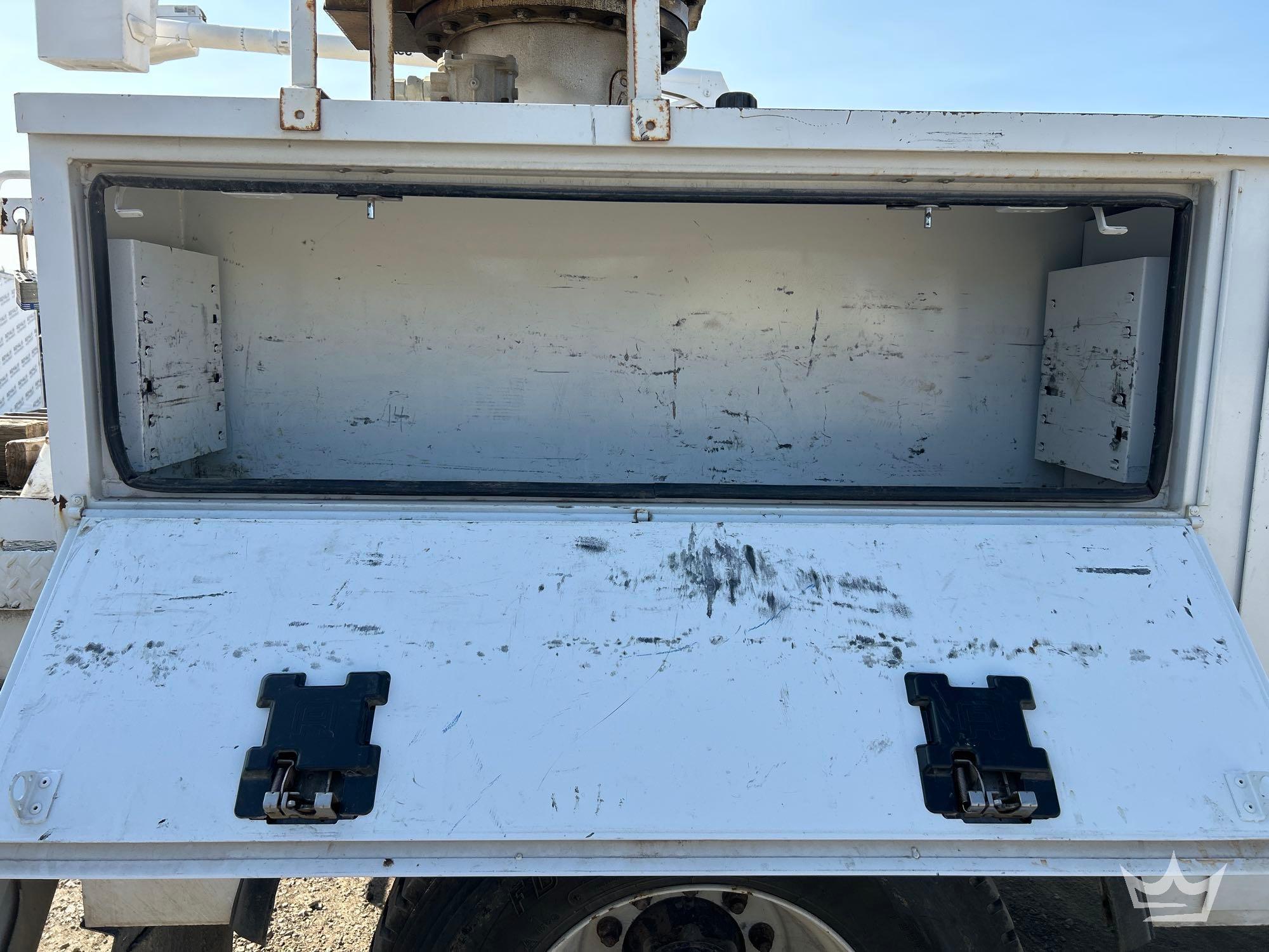 2018 Freightliner M2 106