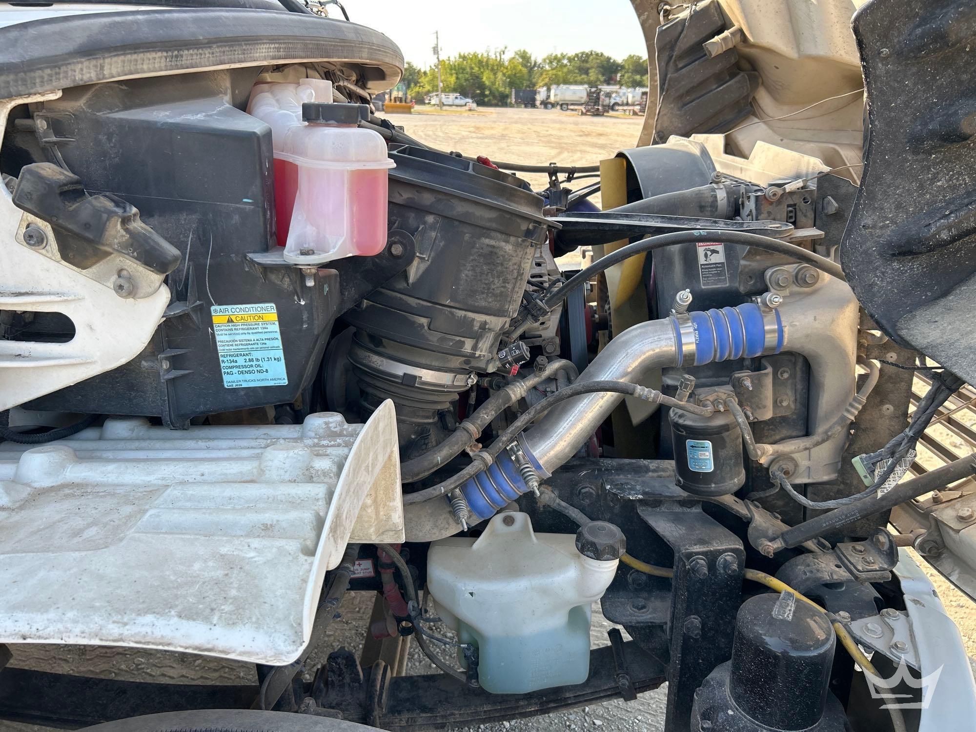 2018 Freightliner M2 106