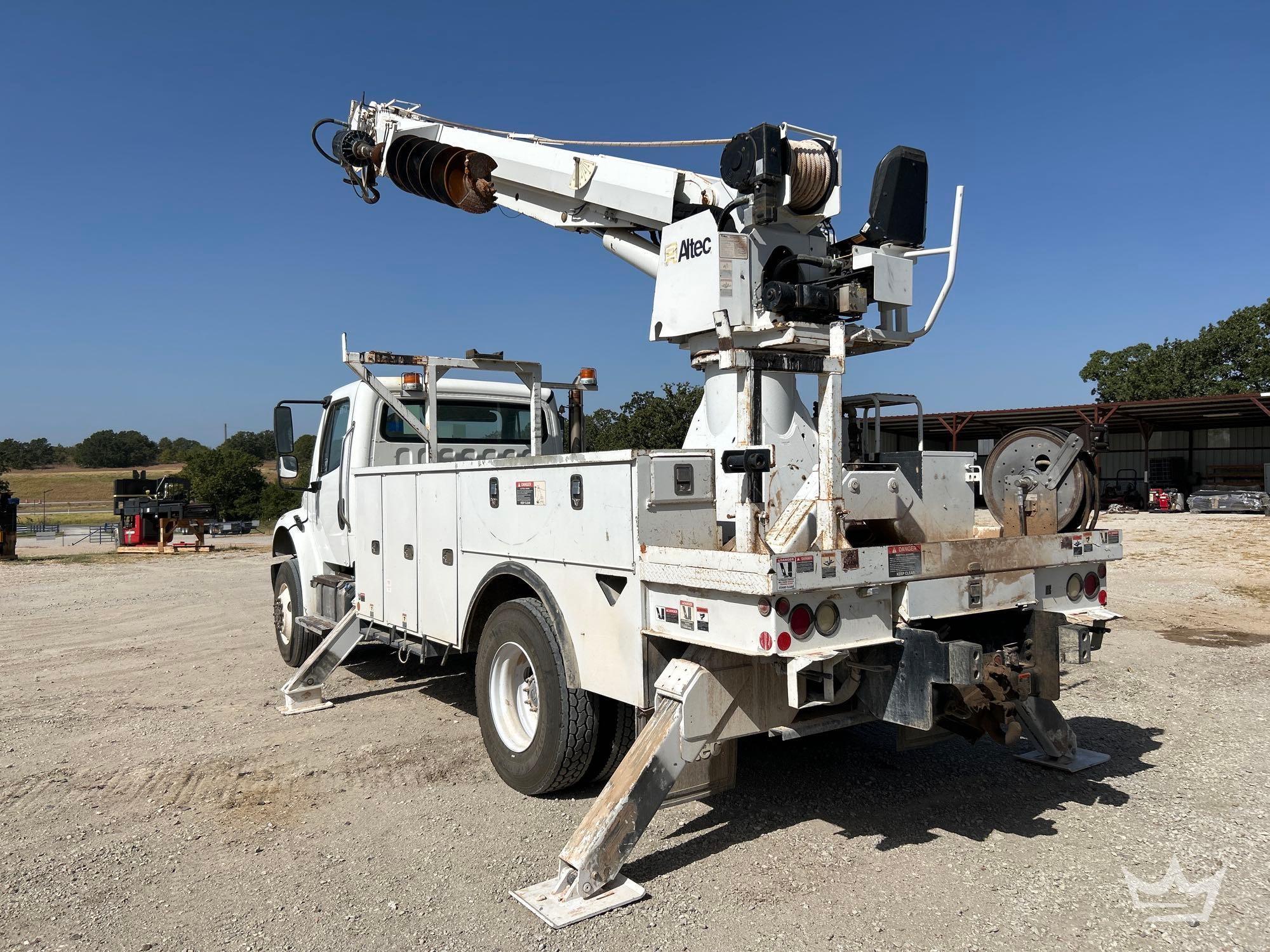 2014 Freightliner M2 106