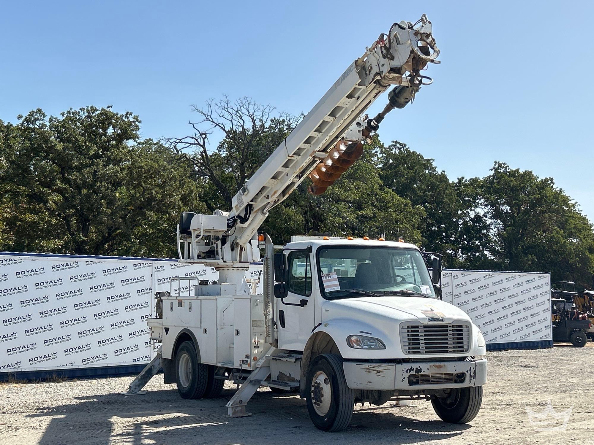 2014 Freightliner M2 106