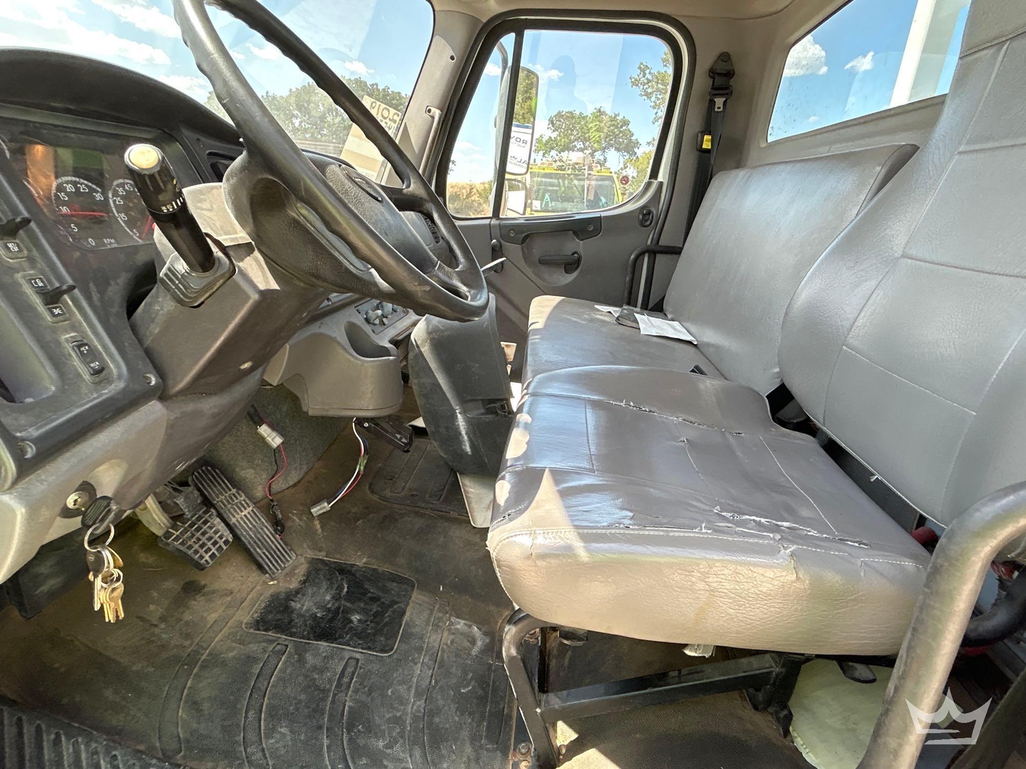 2019 Freightliner M2 106