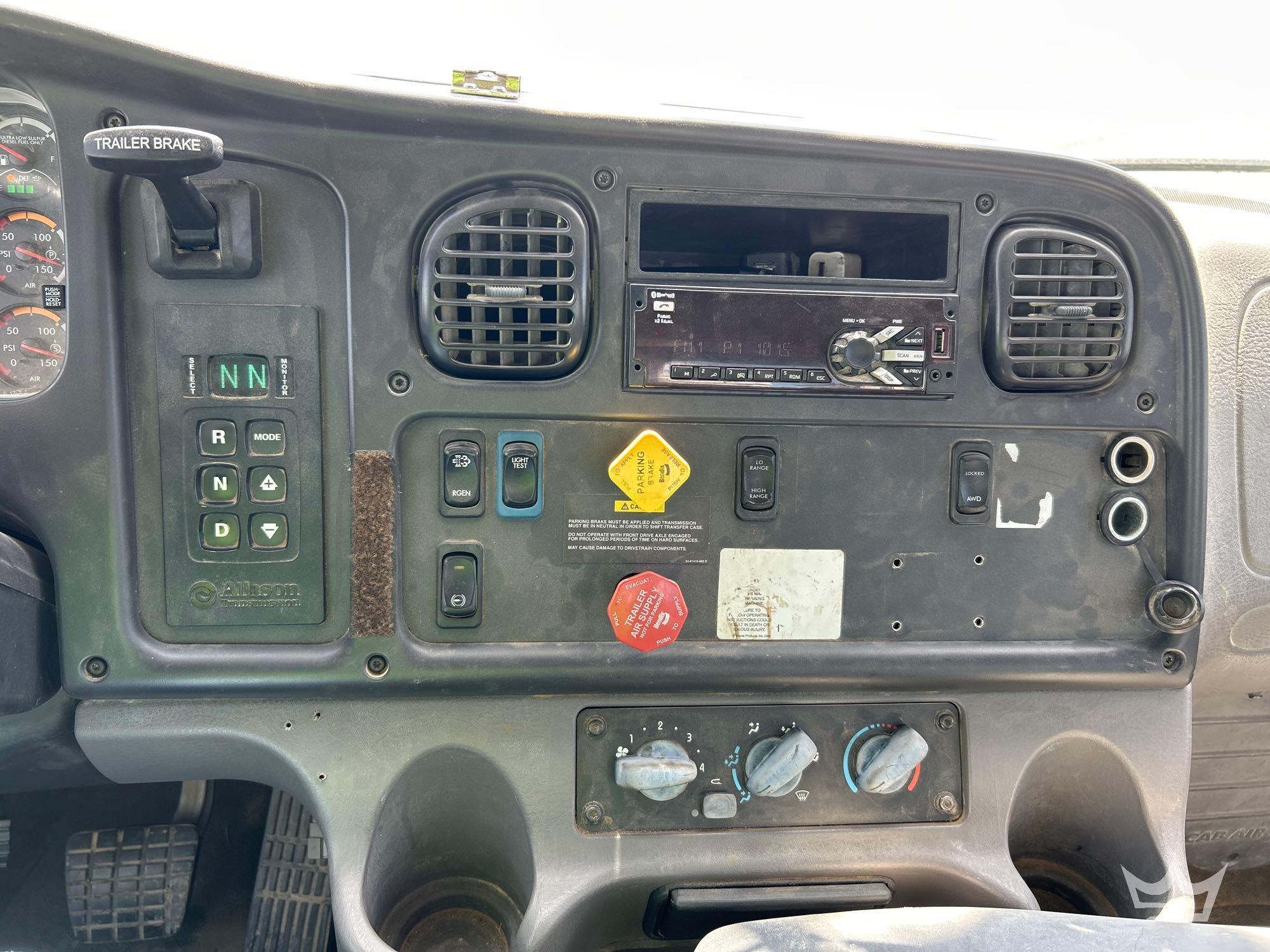2019 Freightliner M2 106