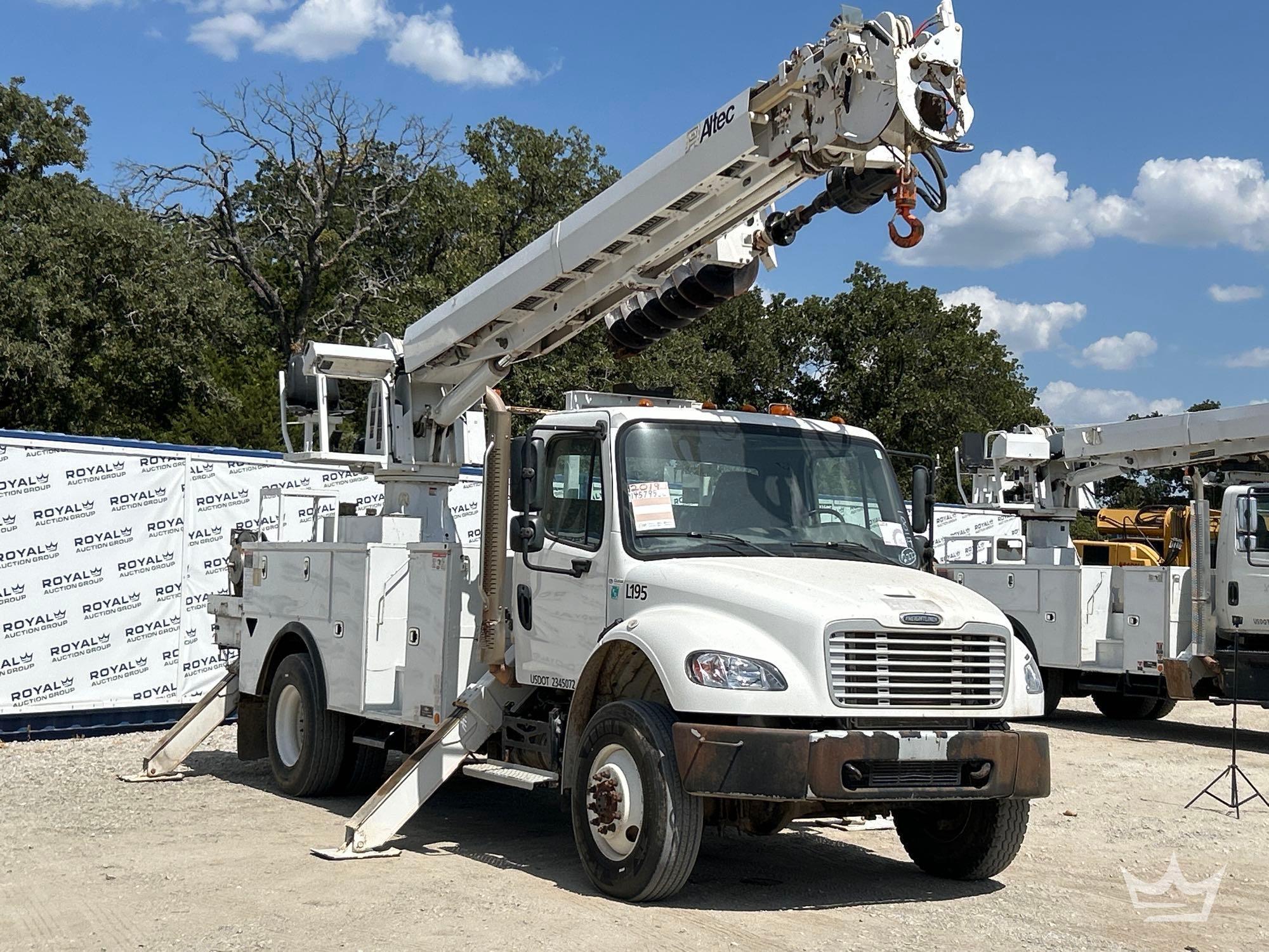 2019 Freightliner M2 106