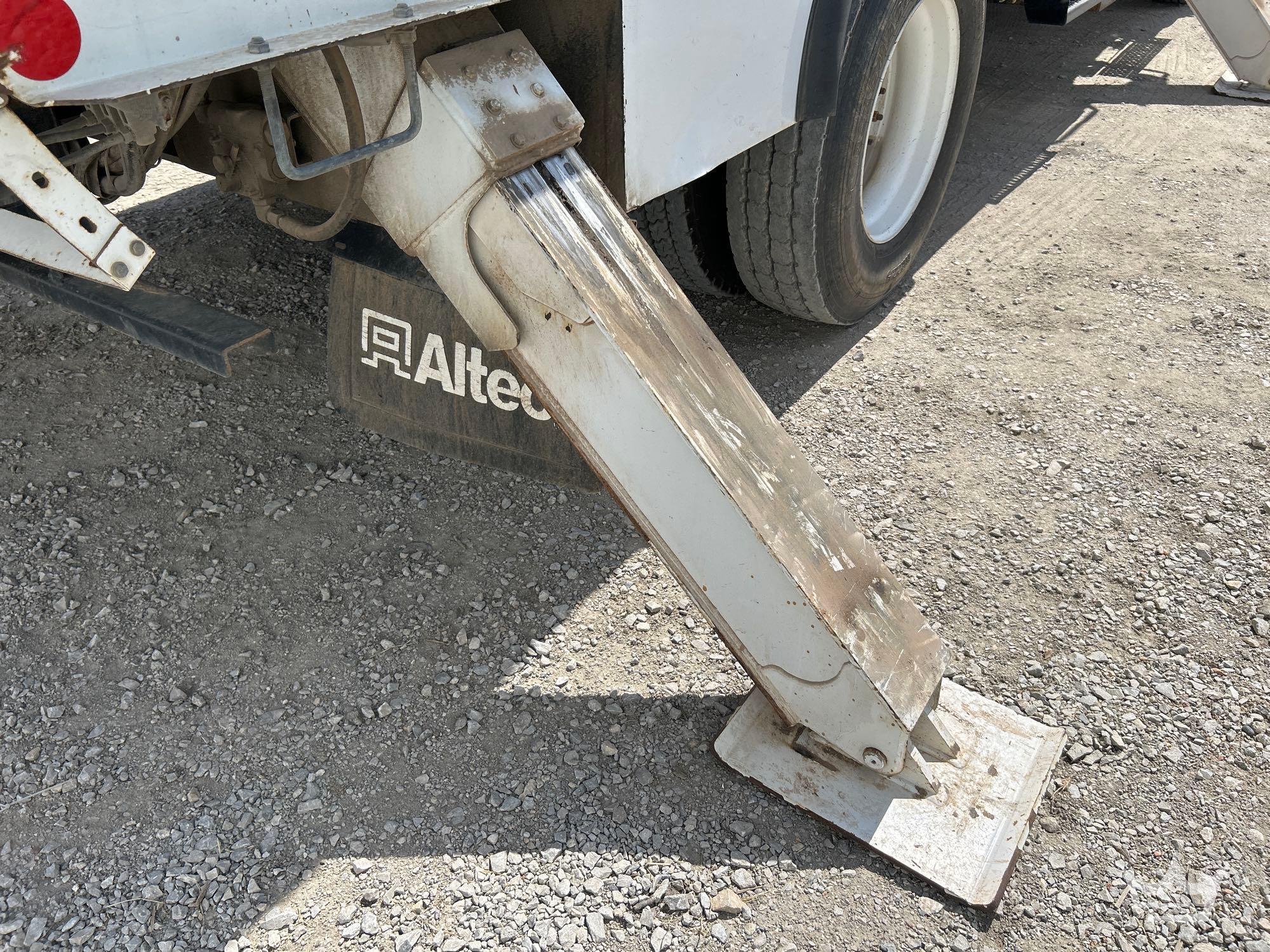 2019 Freightliner M2 106