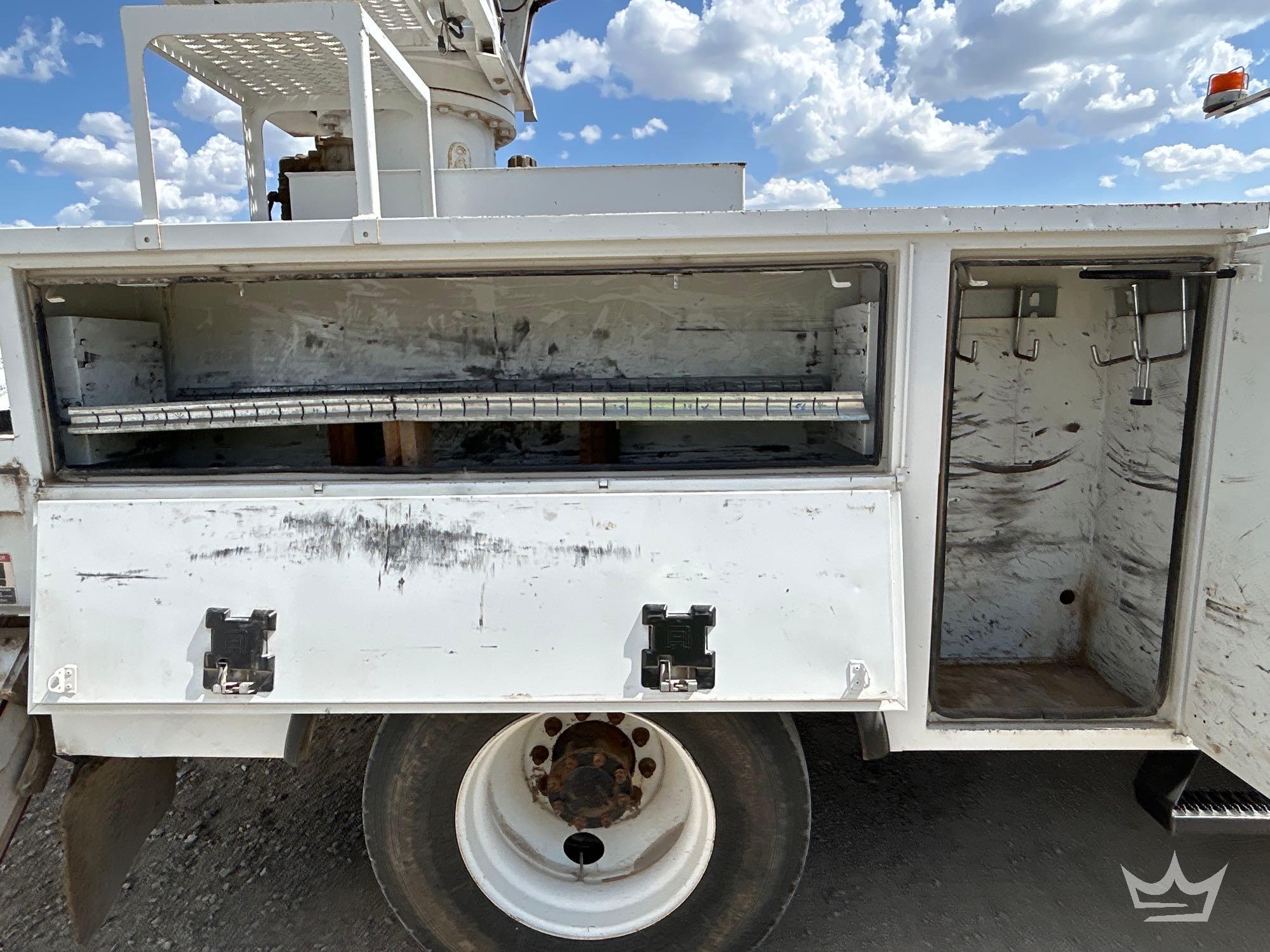 2019 Freightliner M2 106