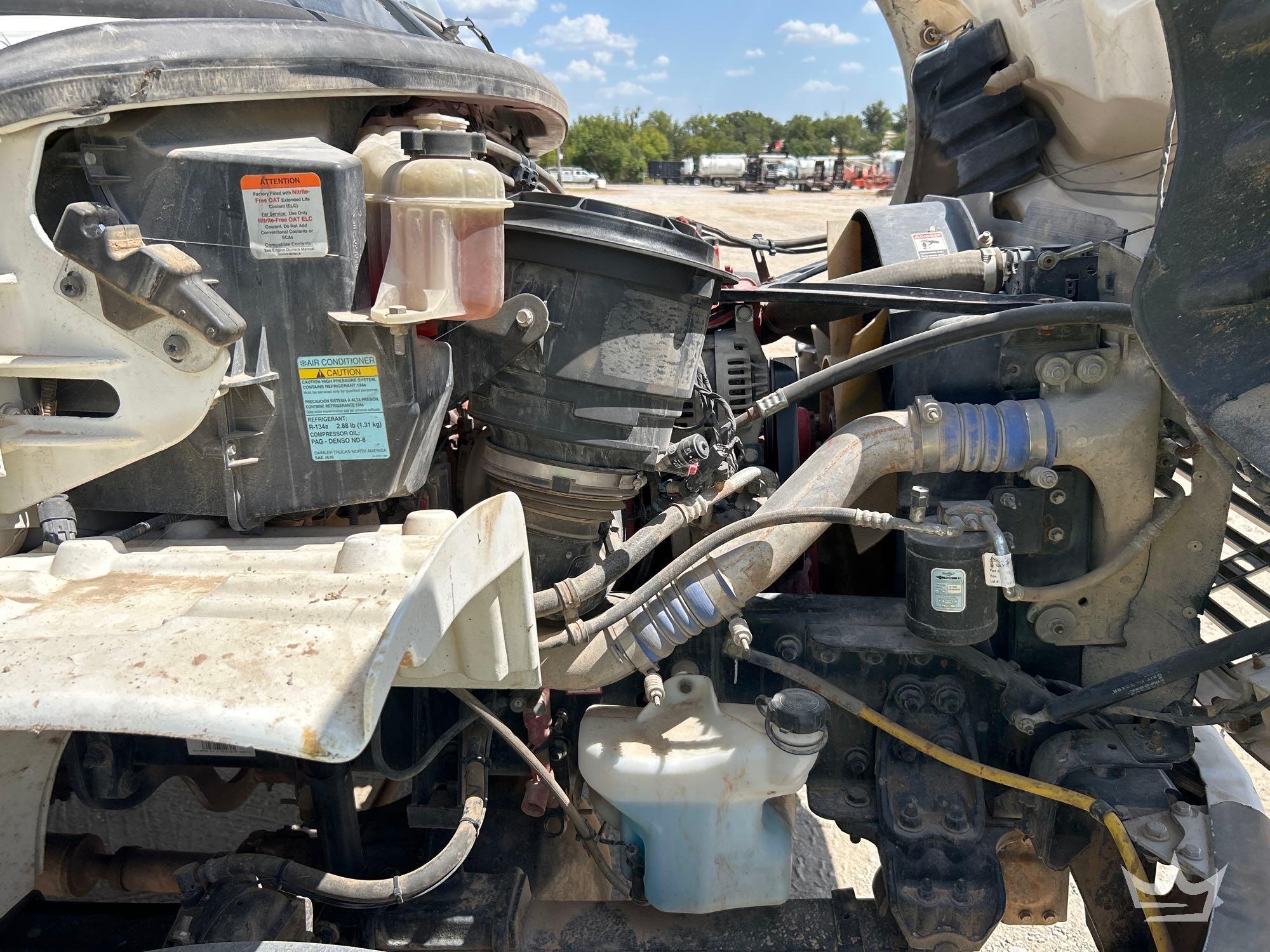 2019 Freightliner M2 106