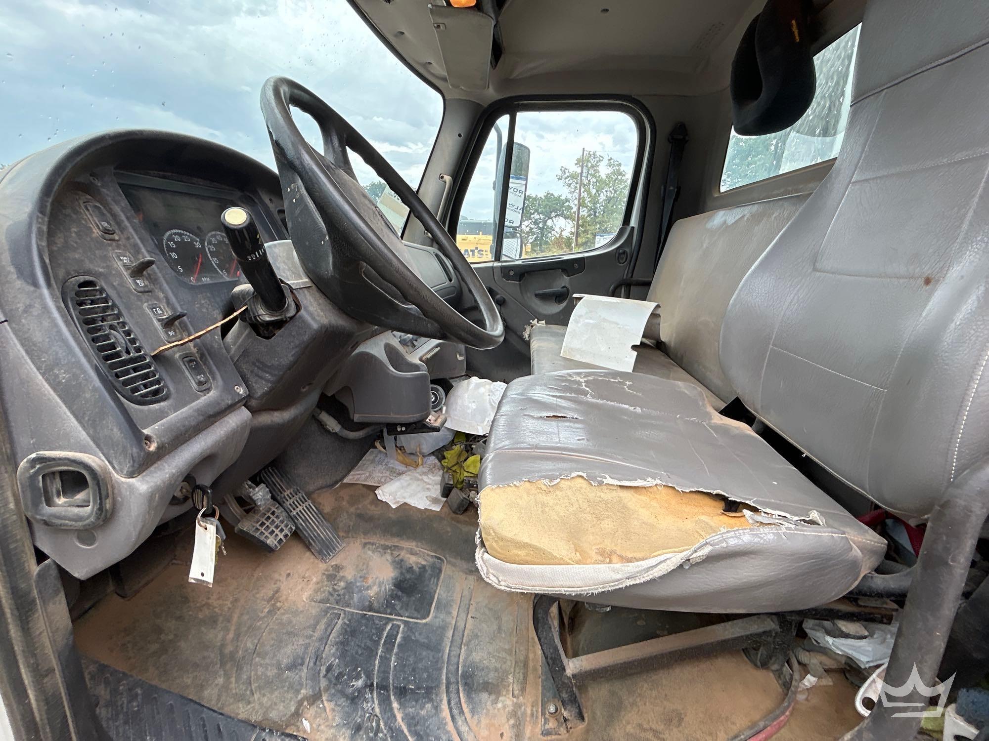 2018 Freightliner M2 106
