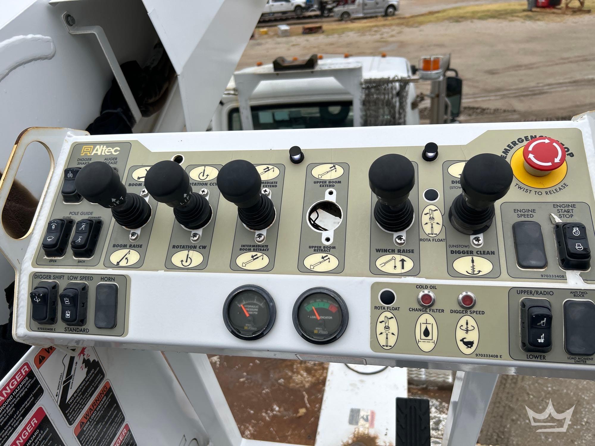 2018 Freightliner M2 106