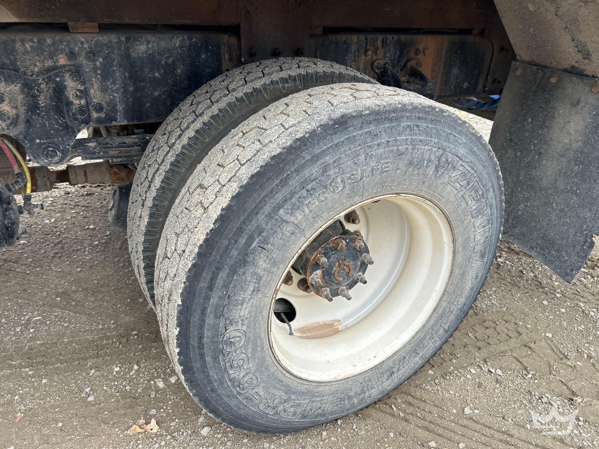 2018 Freightliner M2 106