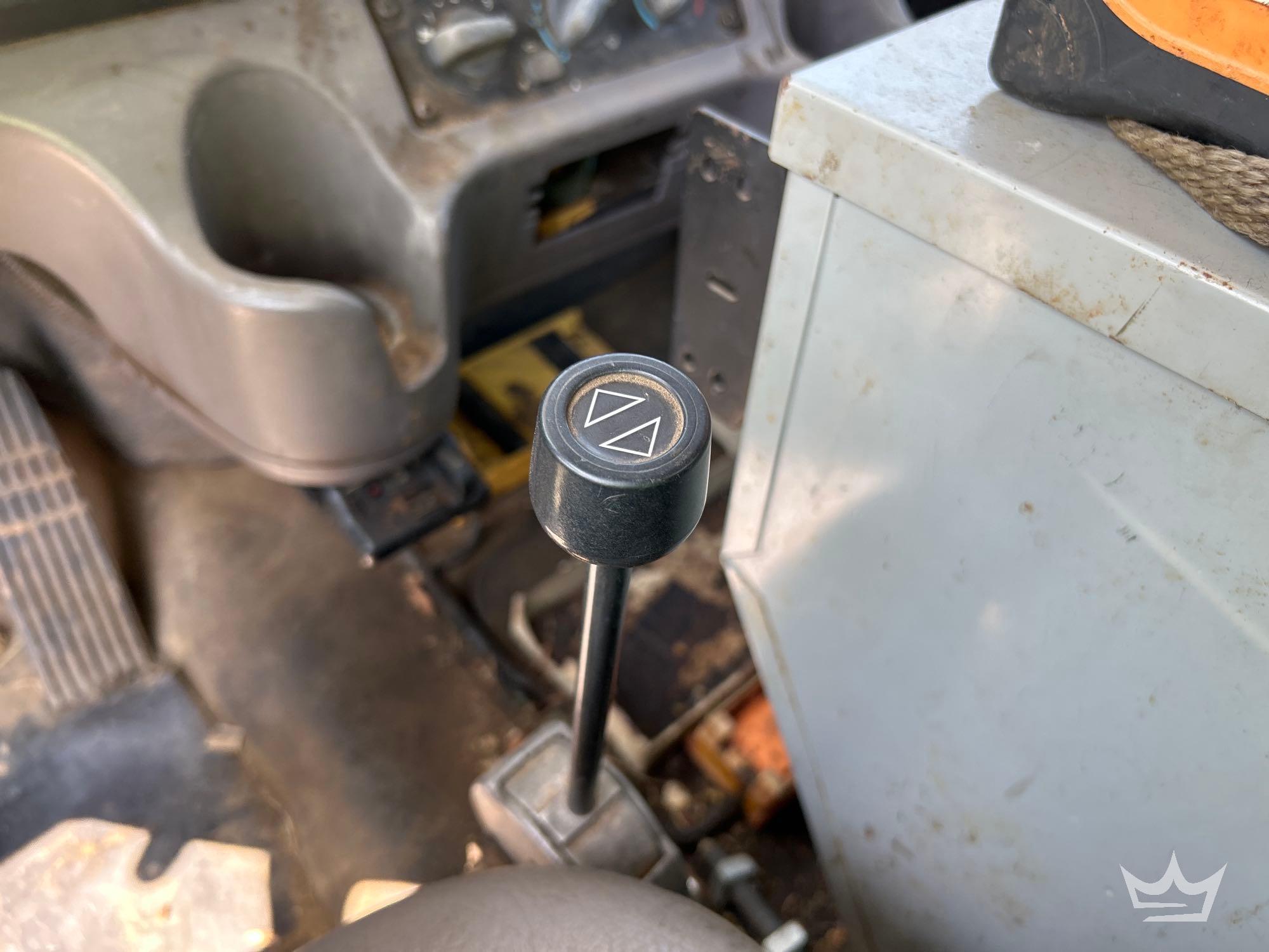 2012 Freightliner M2 106