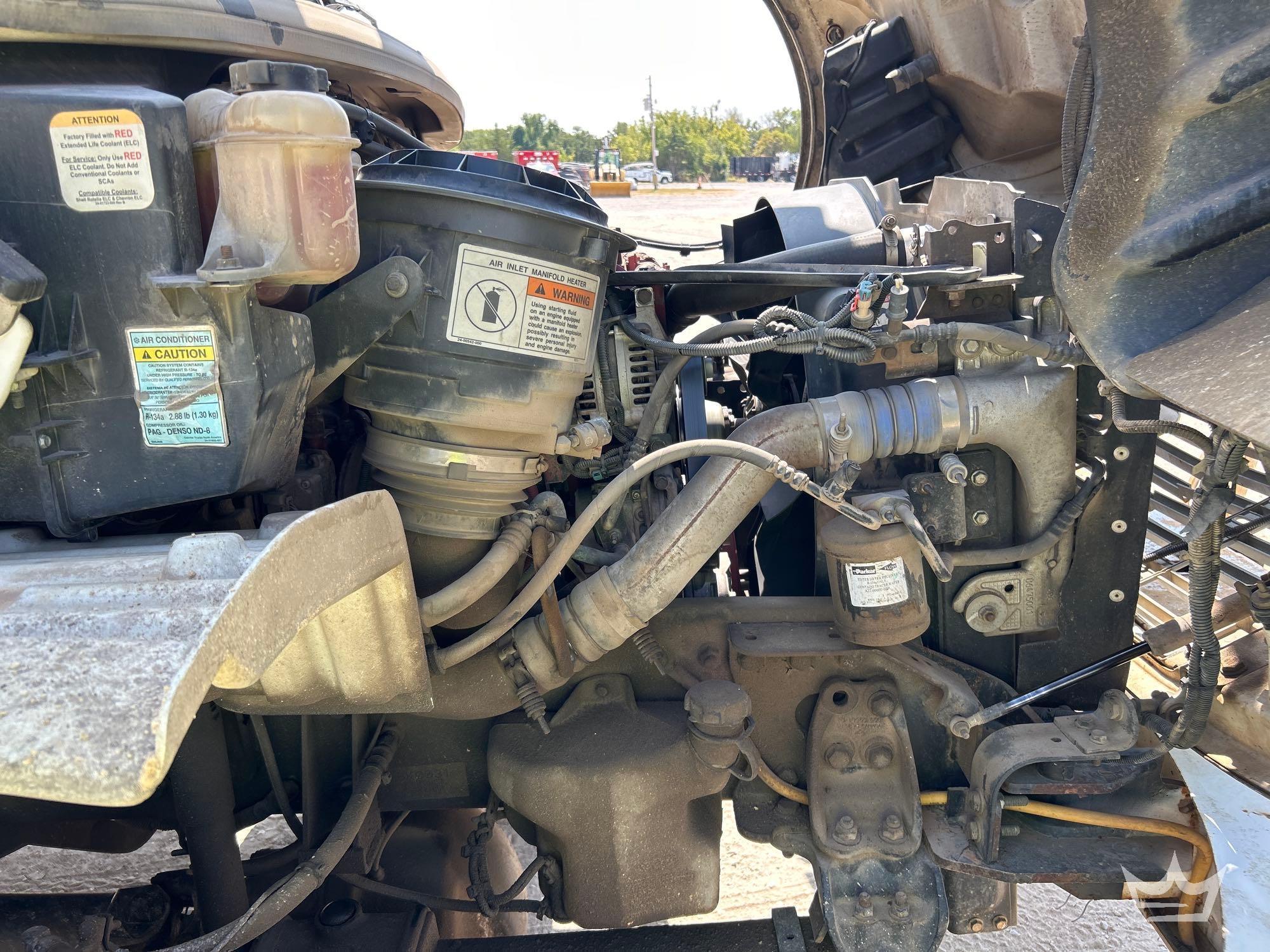 2012 Freightliner M2 106