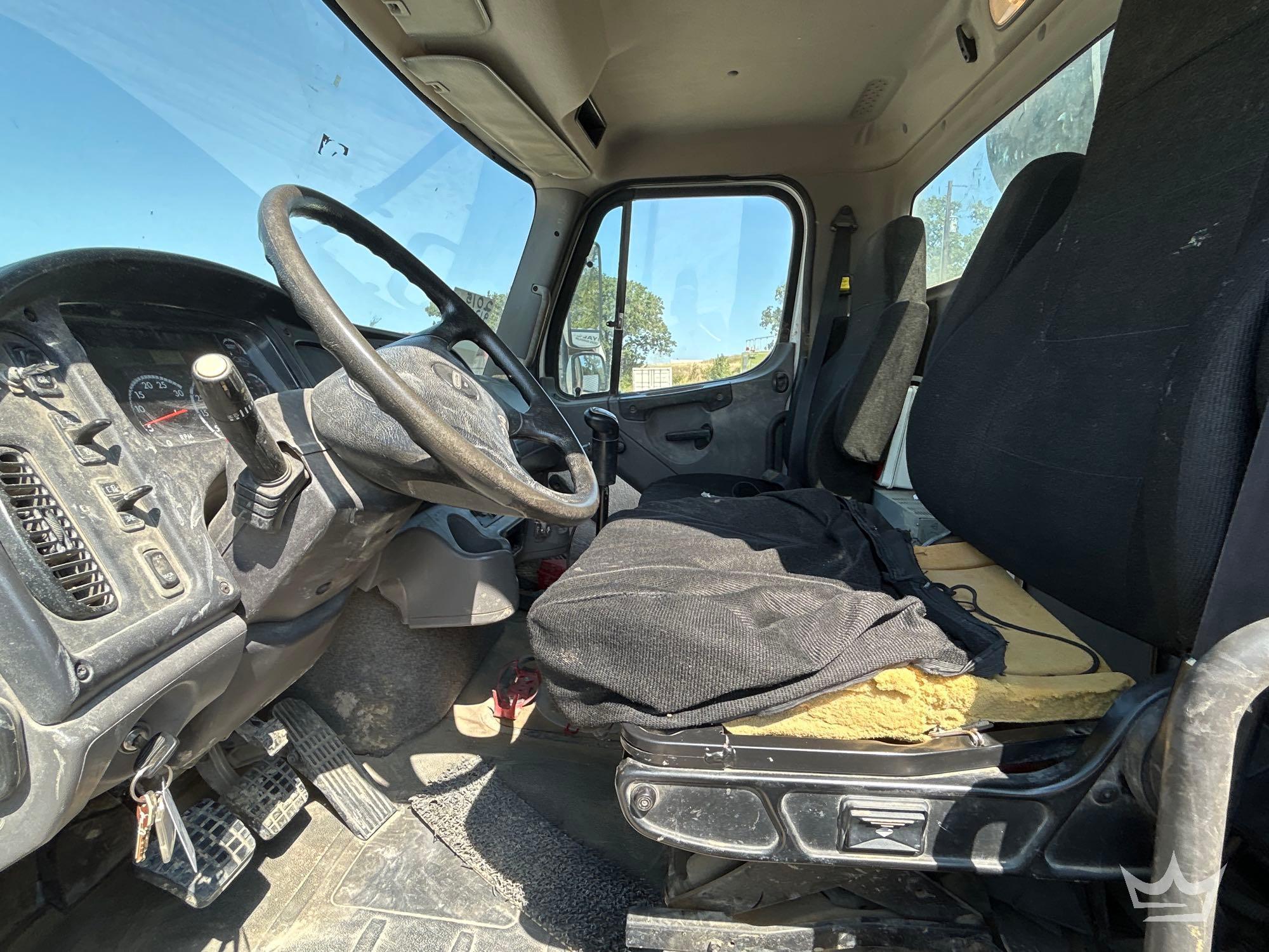 2015 Freightliner 114SD