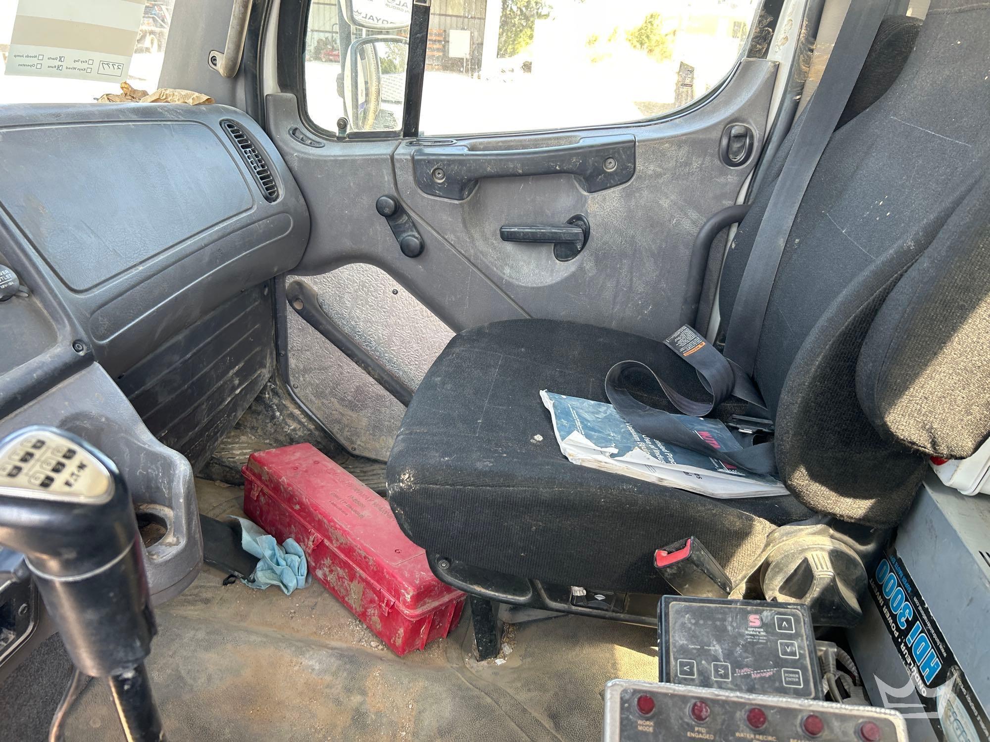 2015 Freightliner 114SD
