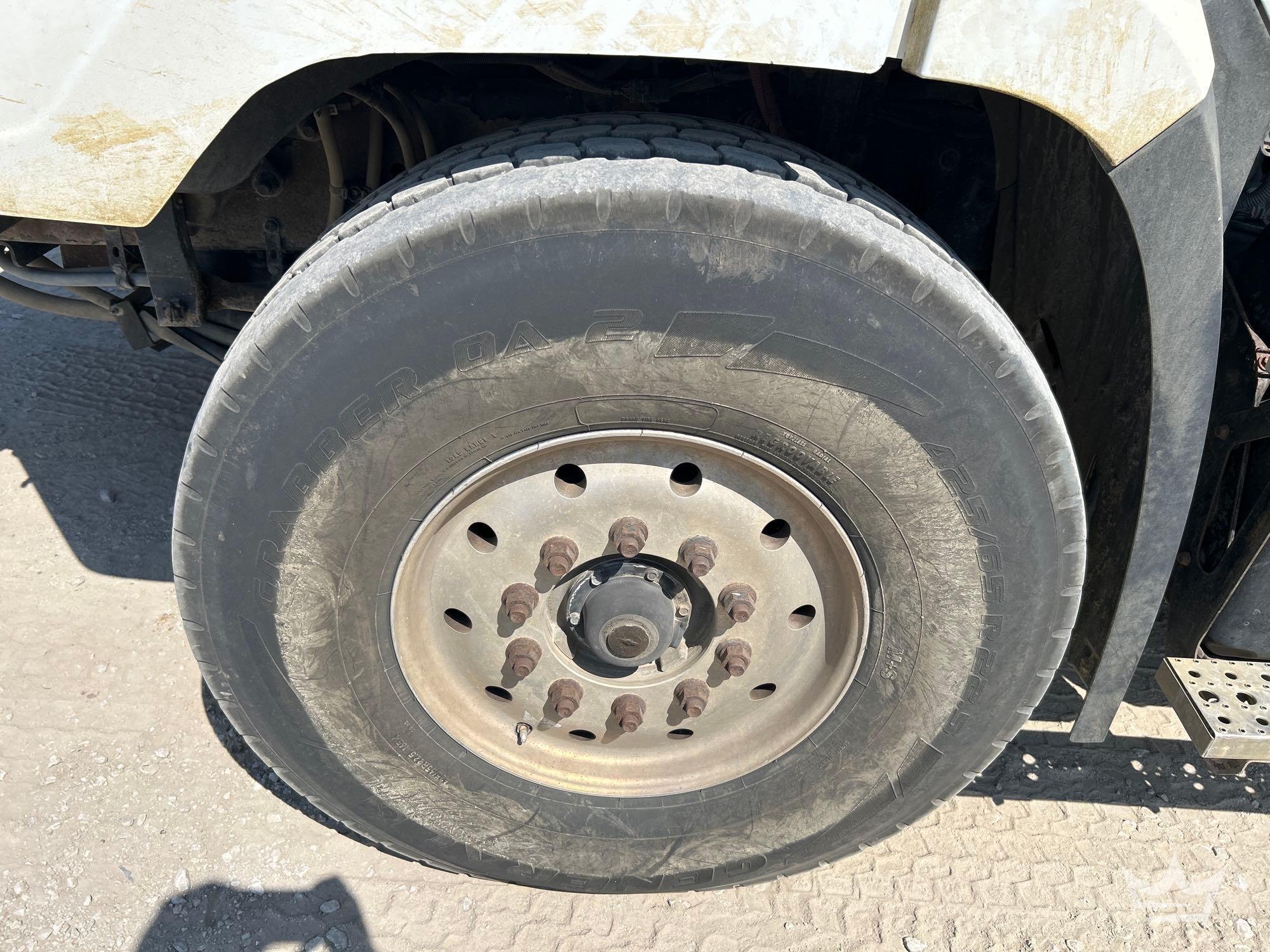 2015 Freightliner 114SD