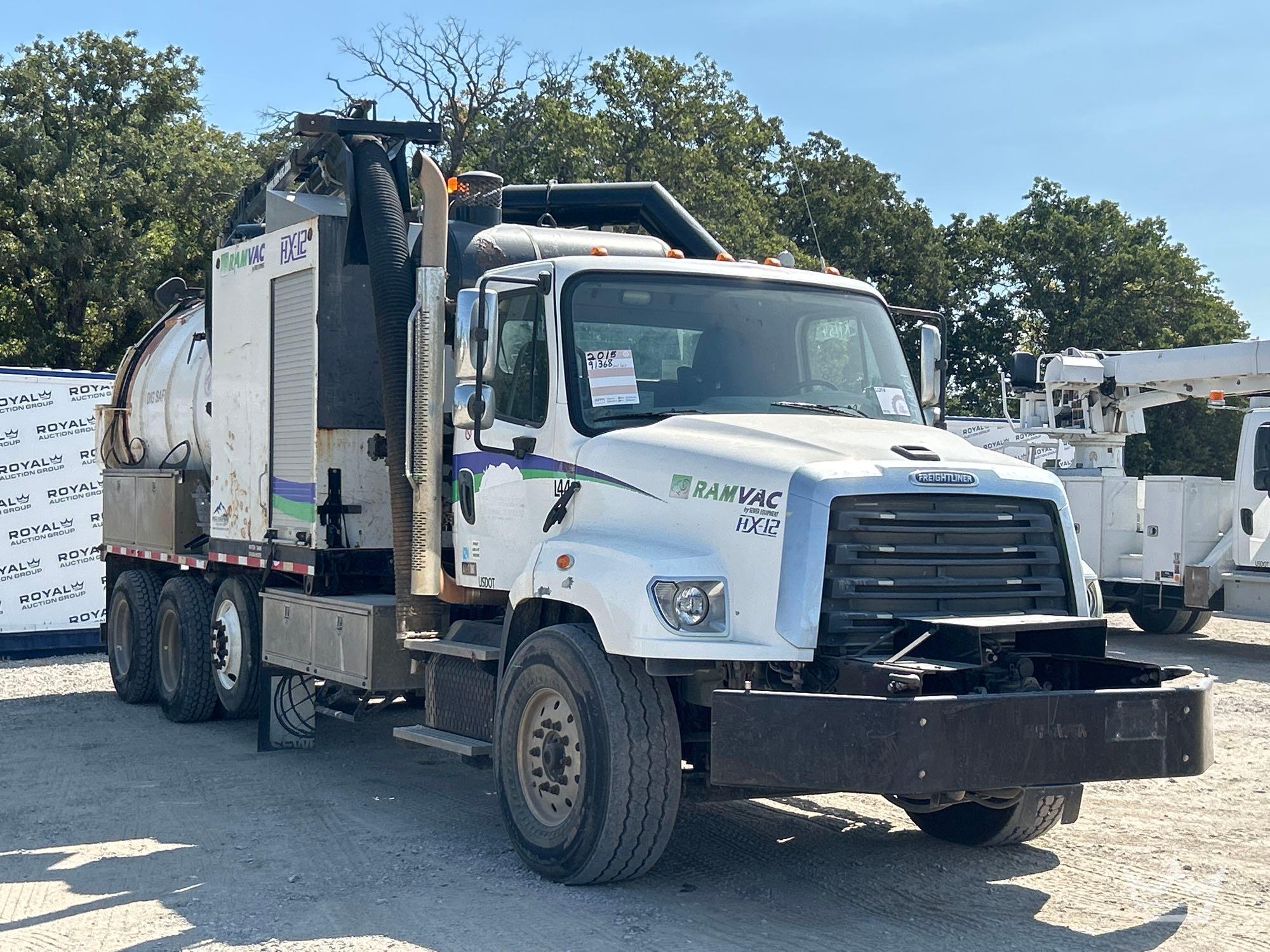 2015 Freightliner 114SD