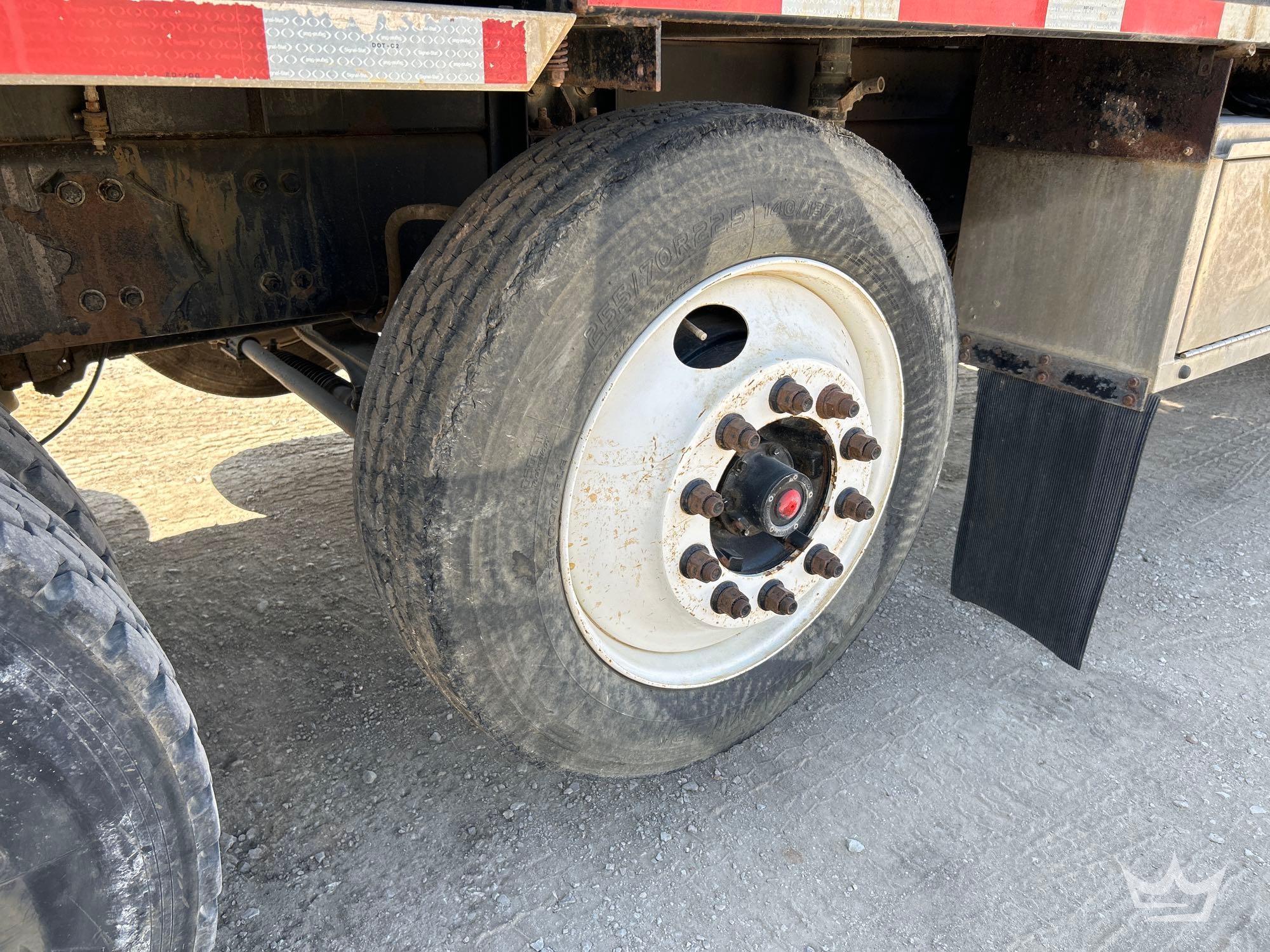 2015 Freightliner 114SD