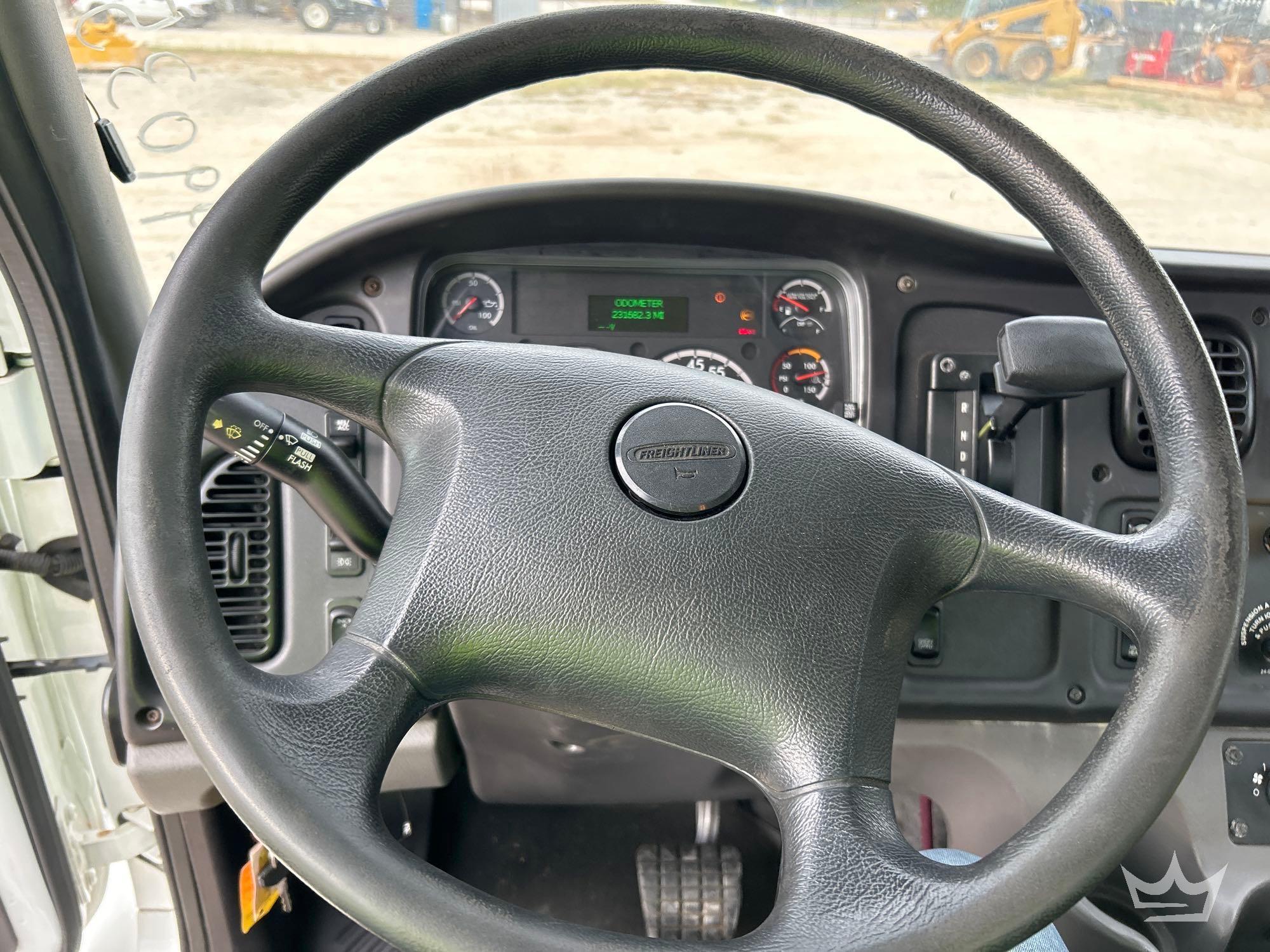 2018 Freightliner M2 106